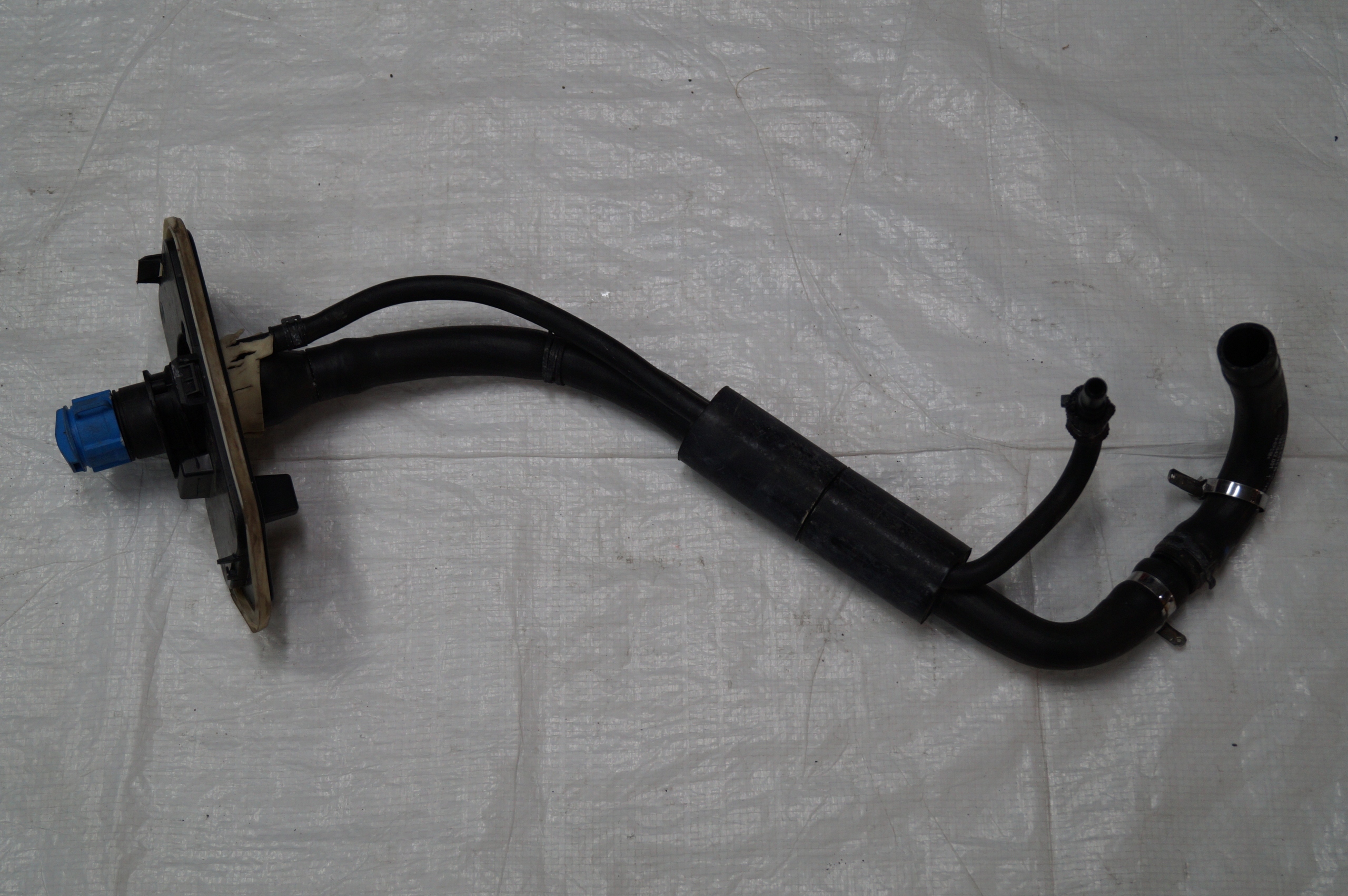 WLEW WĄŻ WĘŻE ADBLUE RENAULT TRAFIC OPEL VIVARO