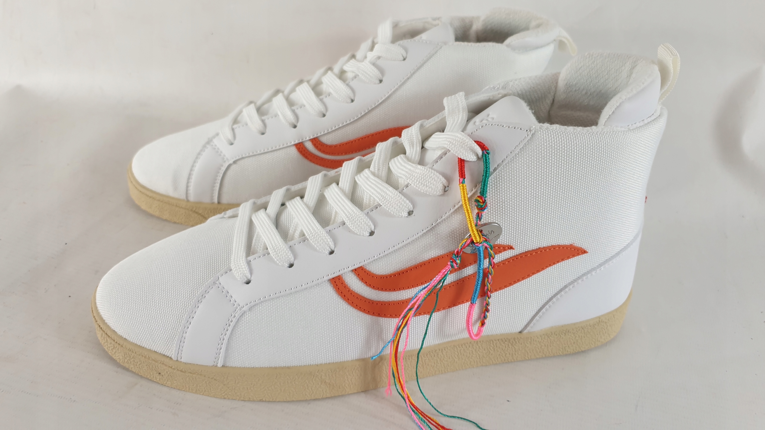Genesis G-Hela mid nad kotník sneaker, bílá 43