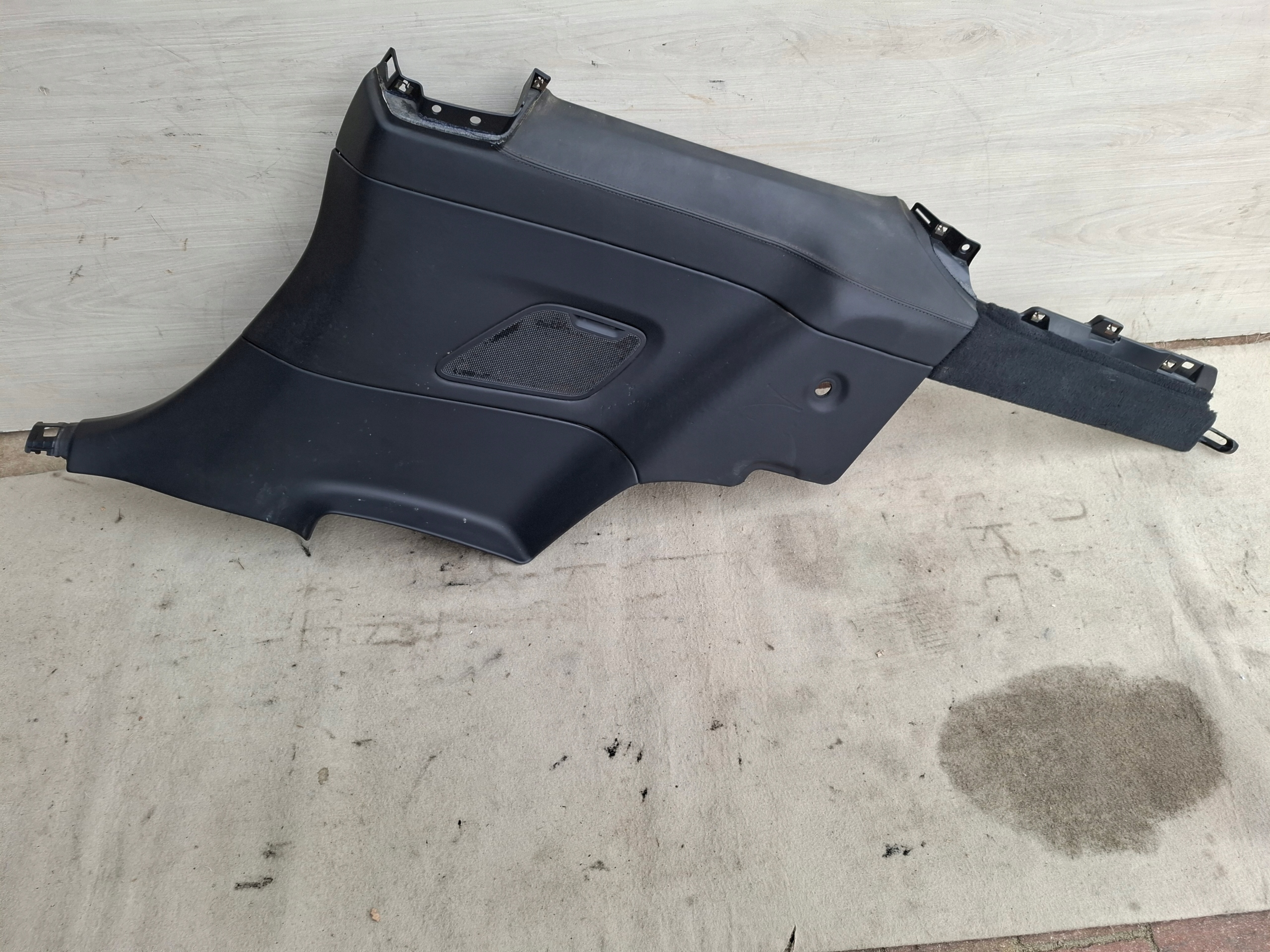 upholstery side right rear part PORSCHE 911 992 19r