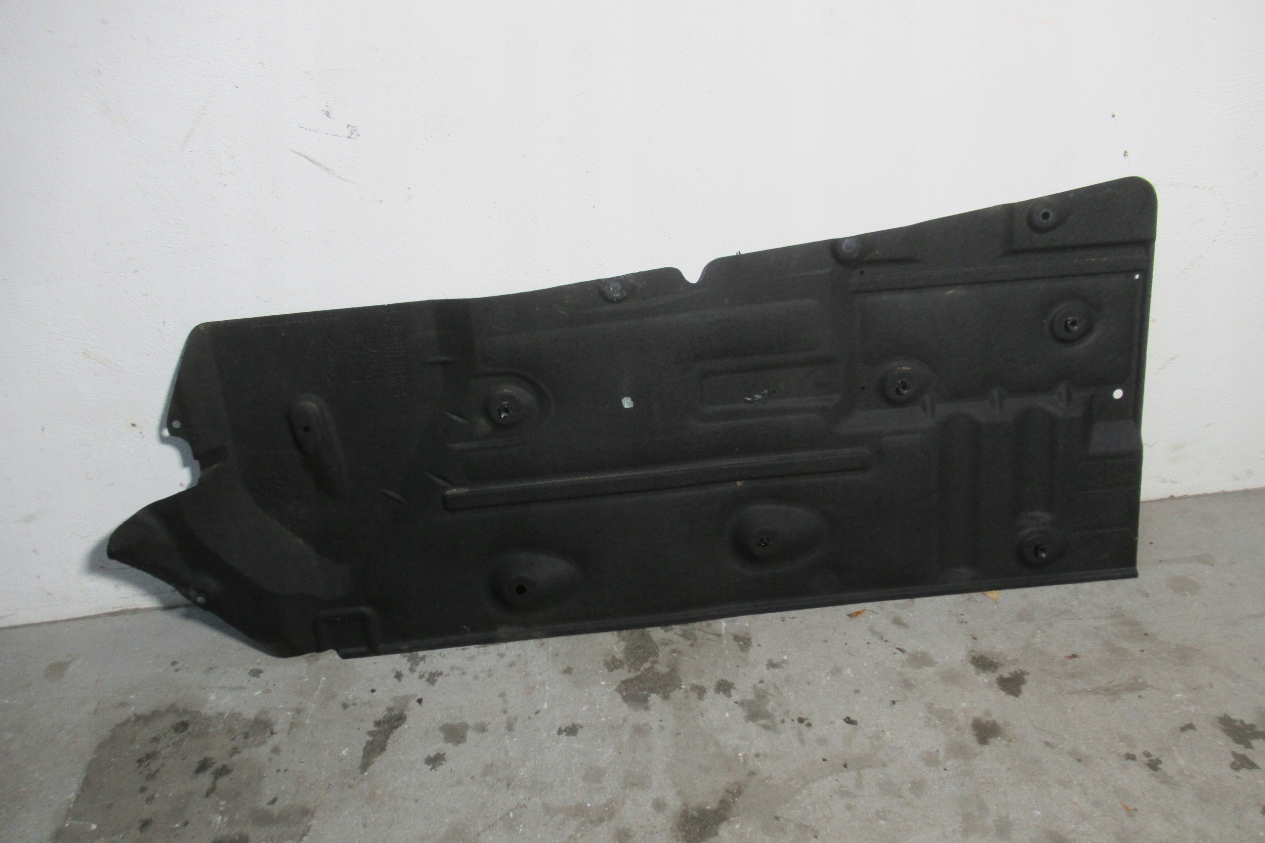 FORD FOCUS MK3 14 R cover chassis left