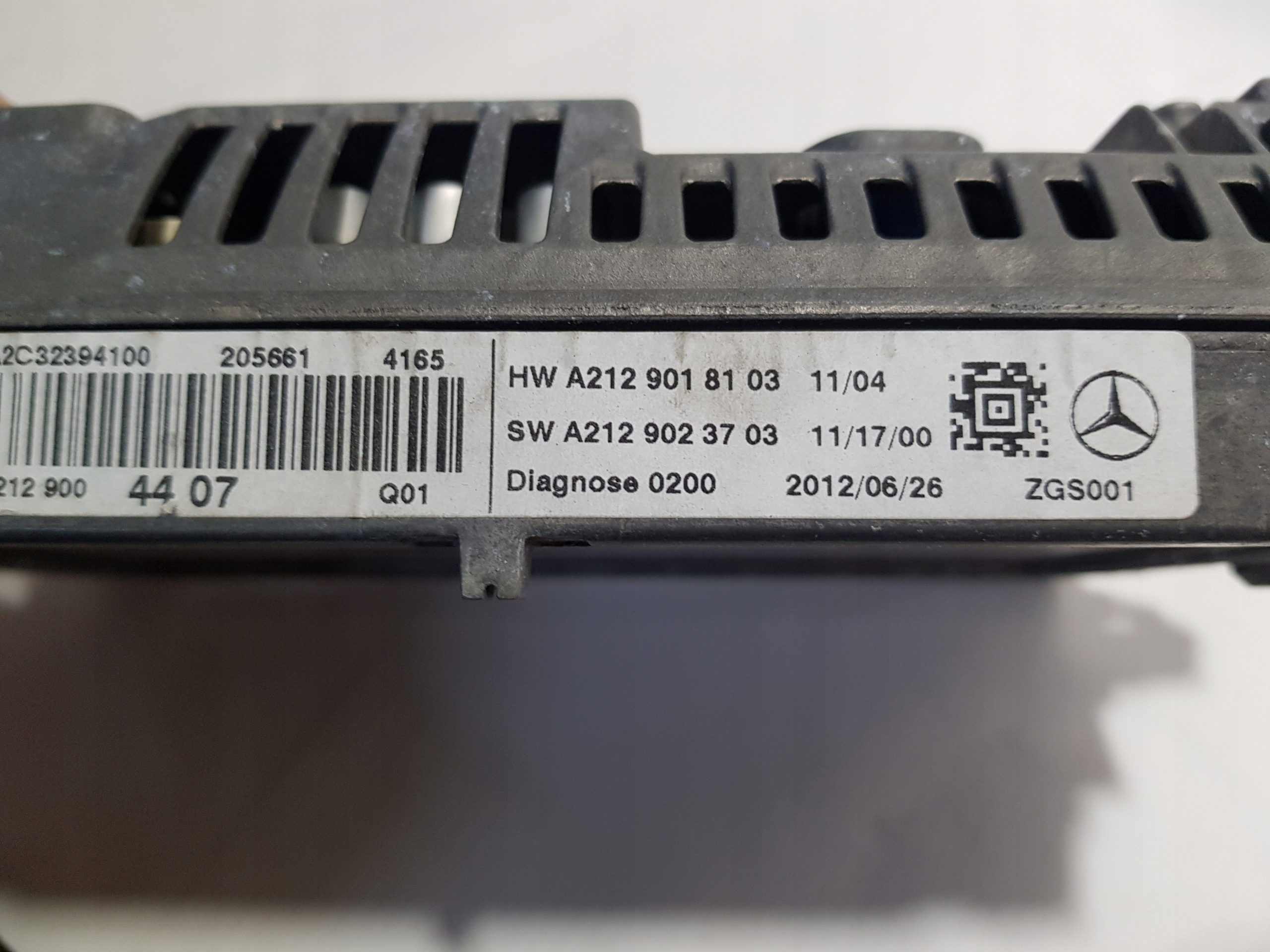 display navigation devices 2129004407 MERCEDES CLS W218 W212