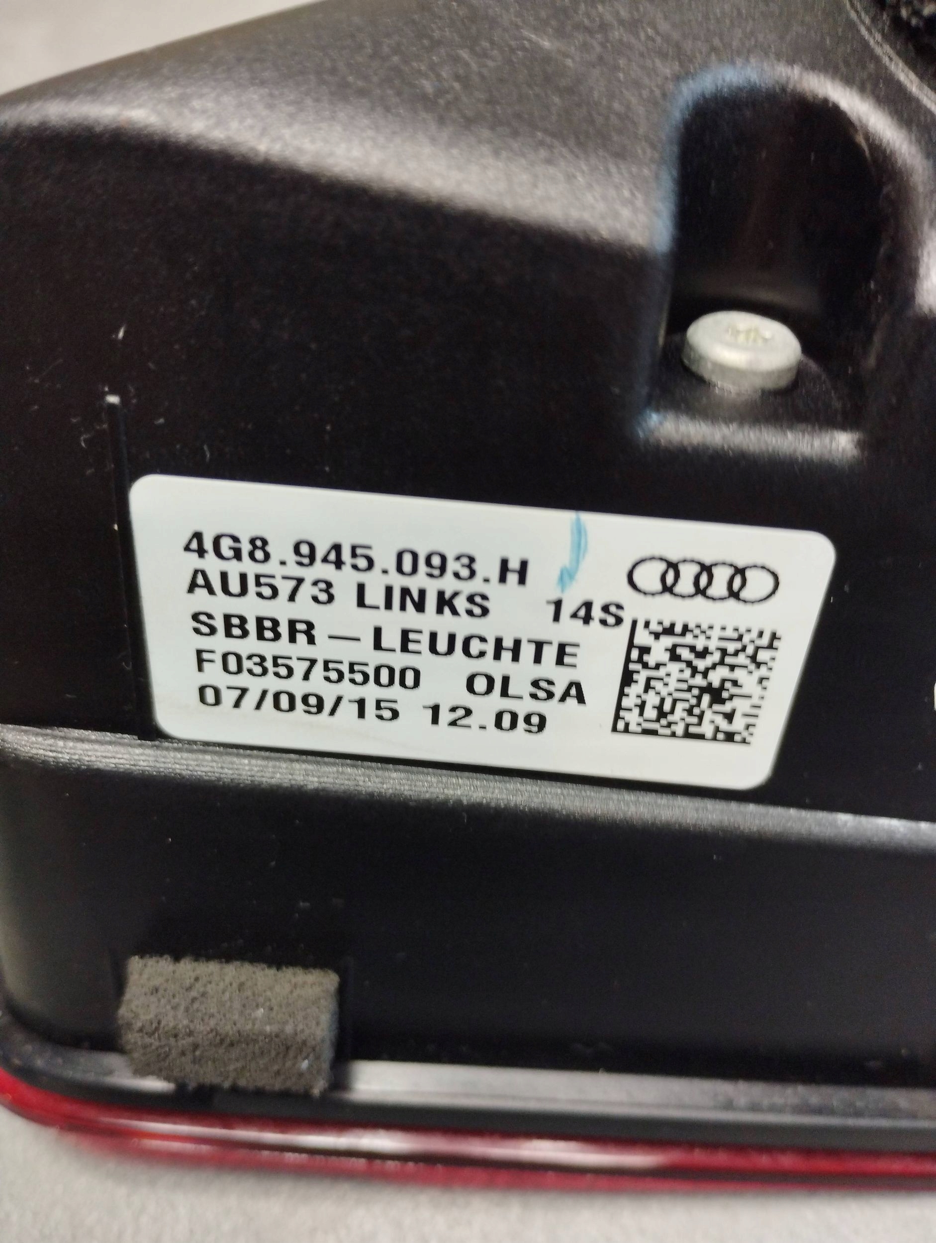 Audi A7 4G 2016 light left rear part bonnet 4G8945093H