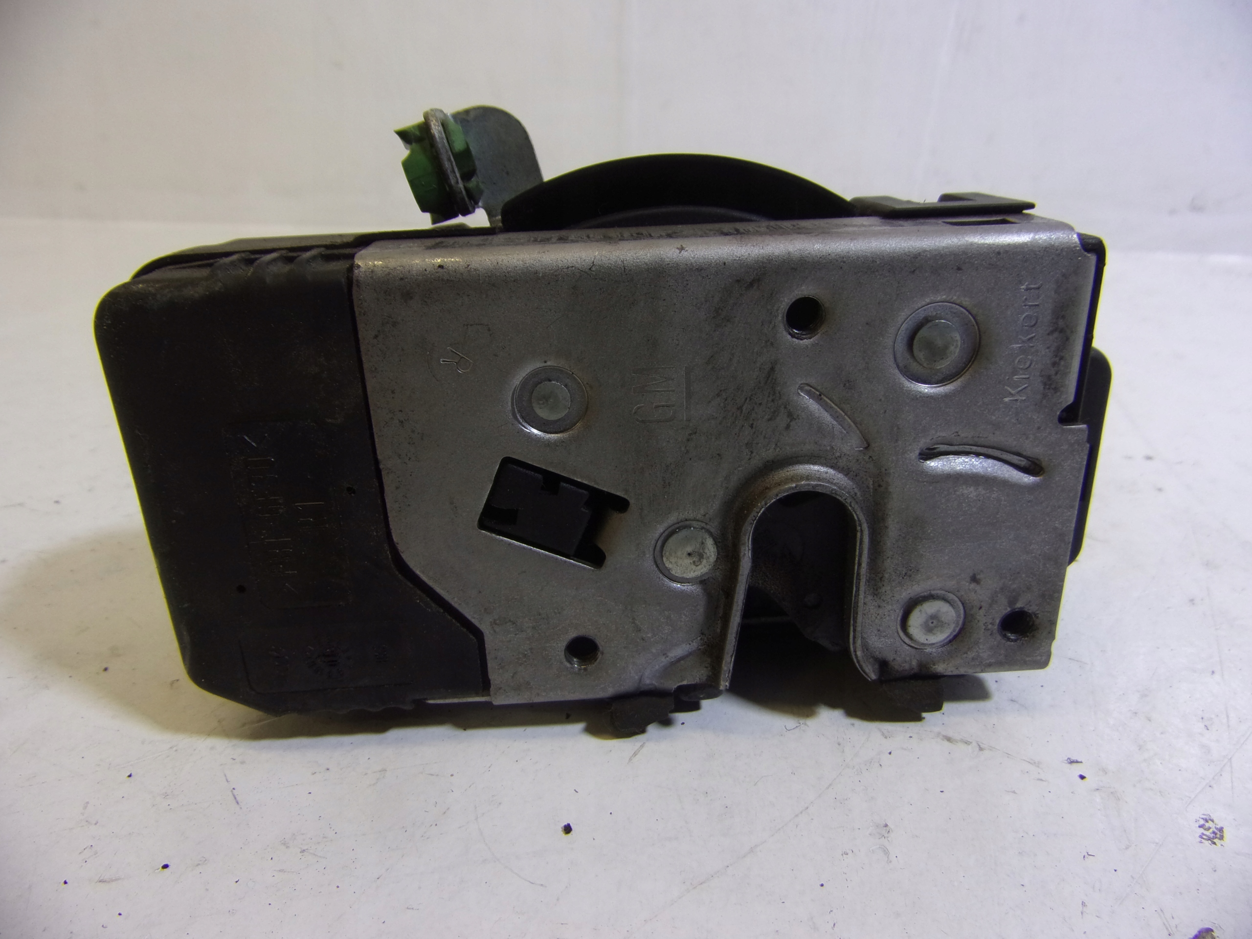 lock door right front OPEL MERIVA A 1.7 DTI 2004 13154792