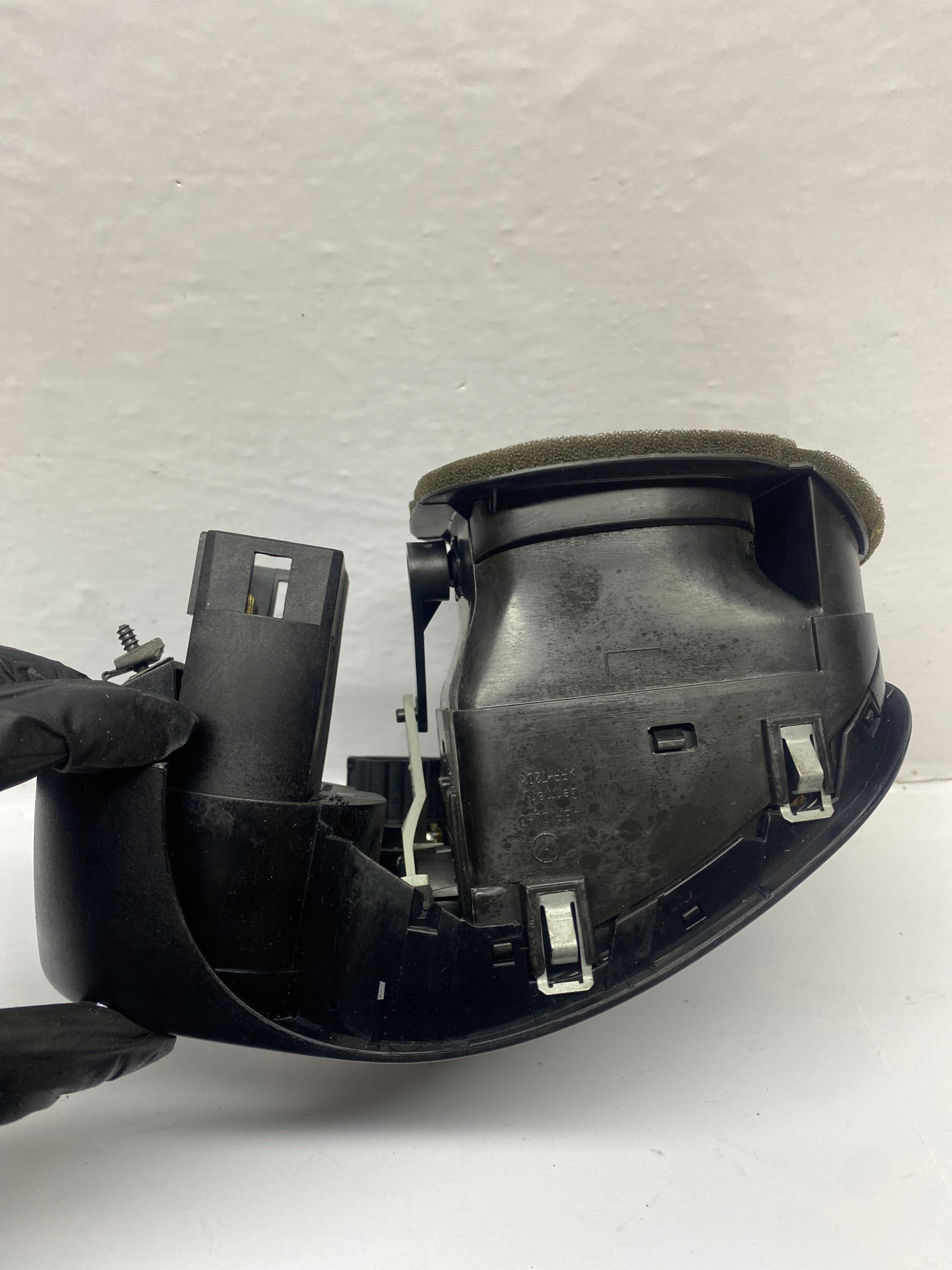 grid air conditioning devices Volkswagen OE 6C0819728C