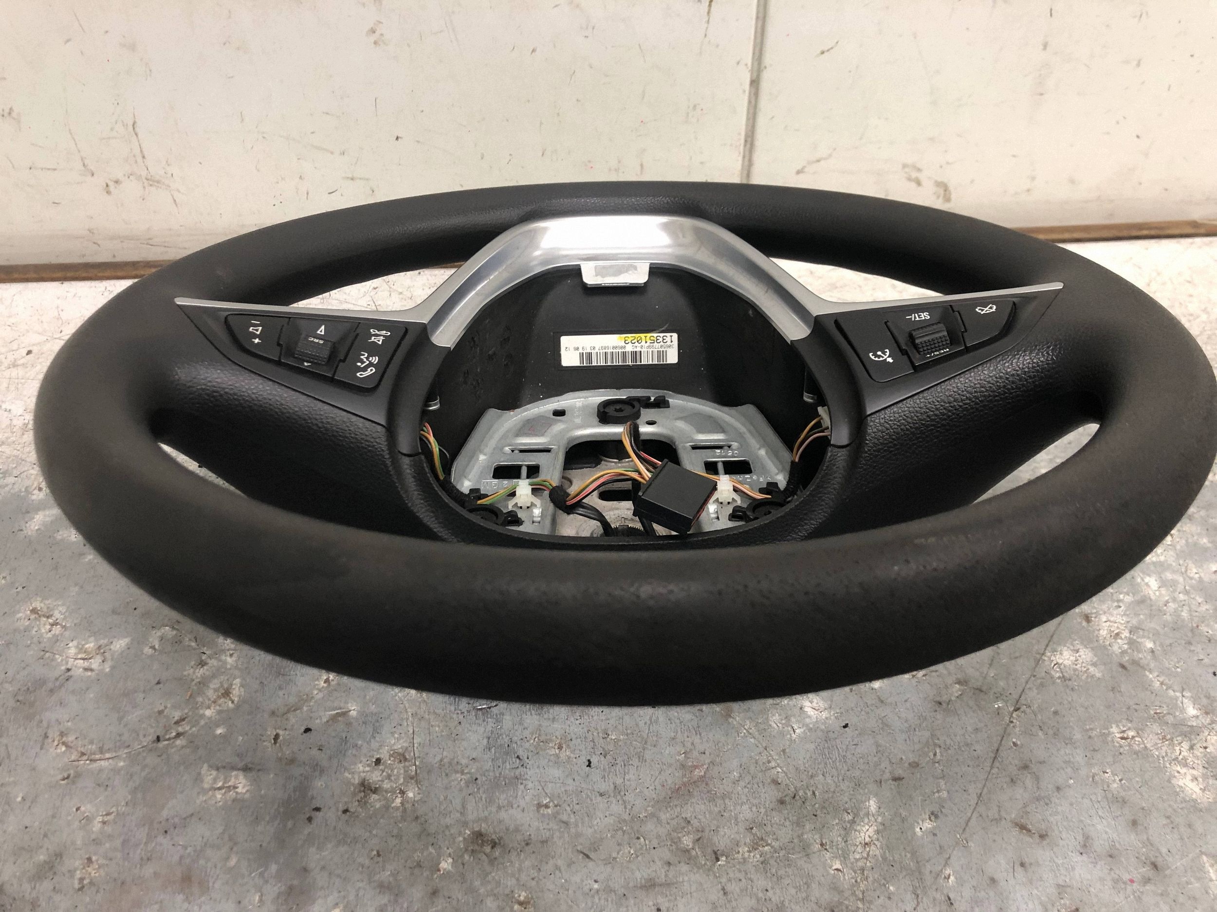 steering wheel, PIANKA MULTIFUNKCJA OPEL ASTRA J 13351023 nice