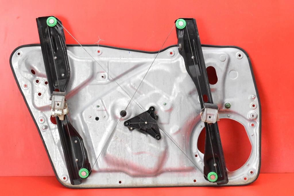 window regulator right front EU 5N0837756 VW TIGUAN 1 and 11-17