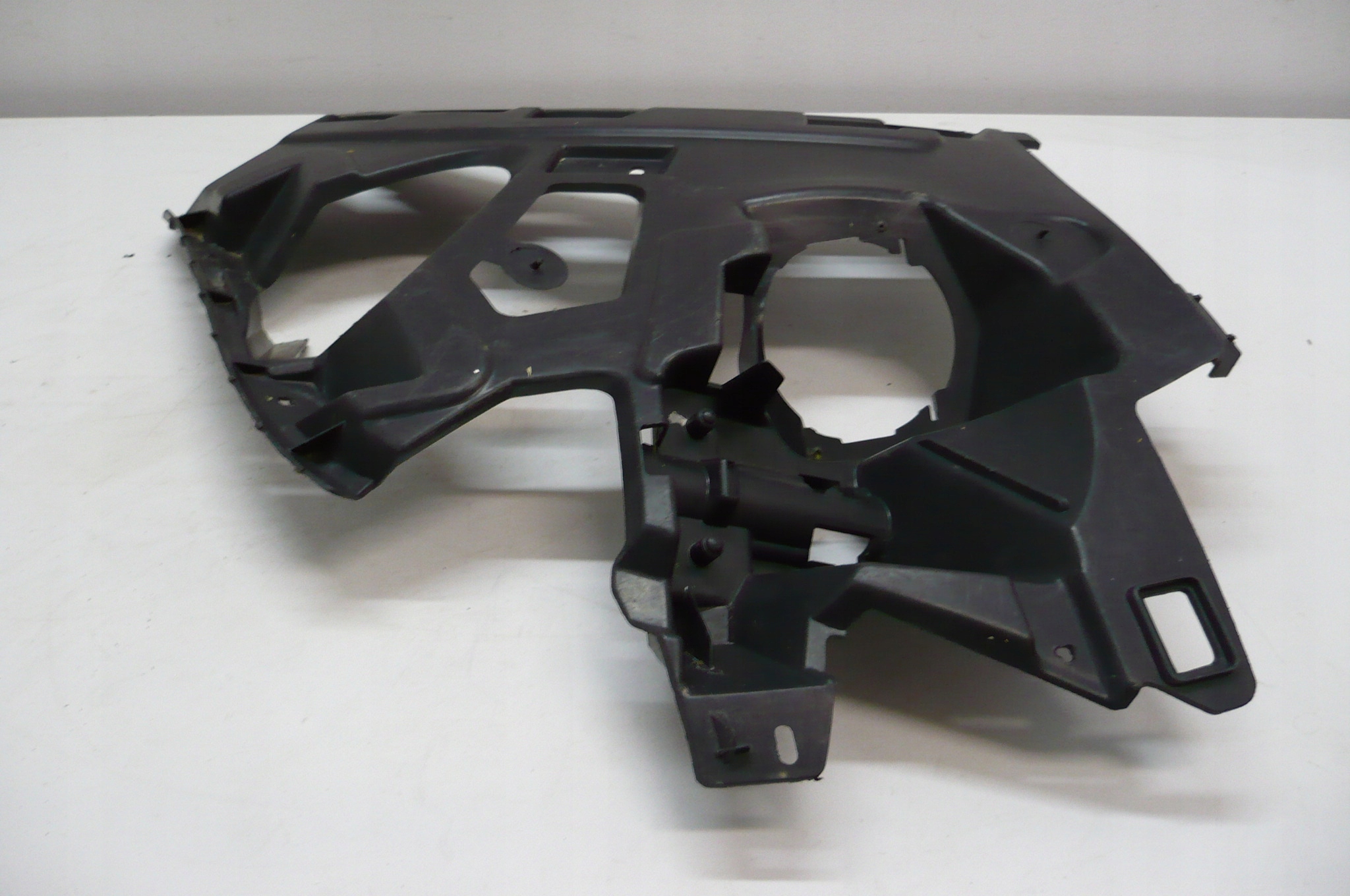 RENAULT MEGANE III 3 08-11 holder bumper bracket left front