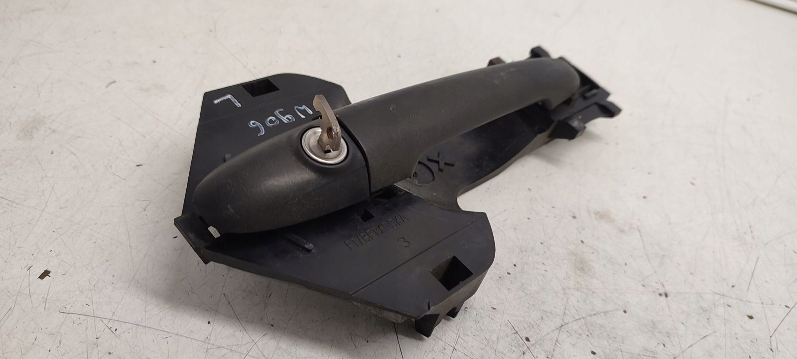 handle front front left Mercedes Sprinter 906