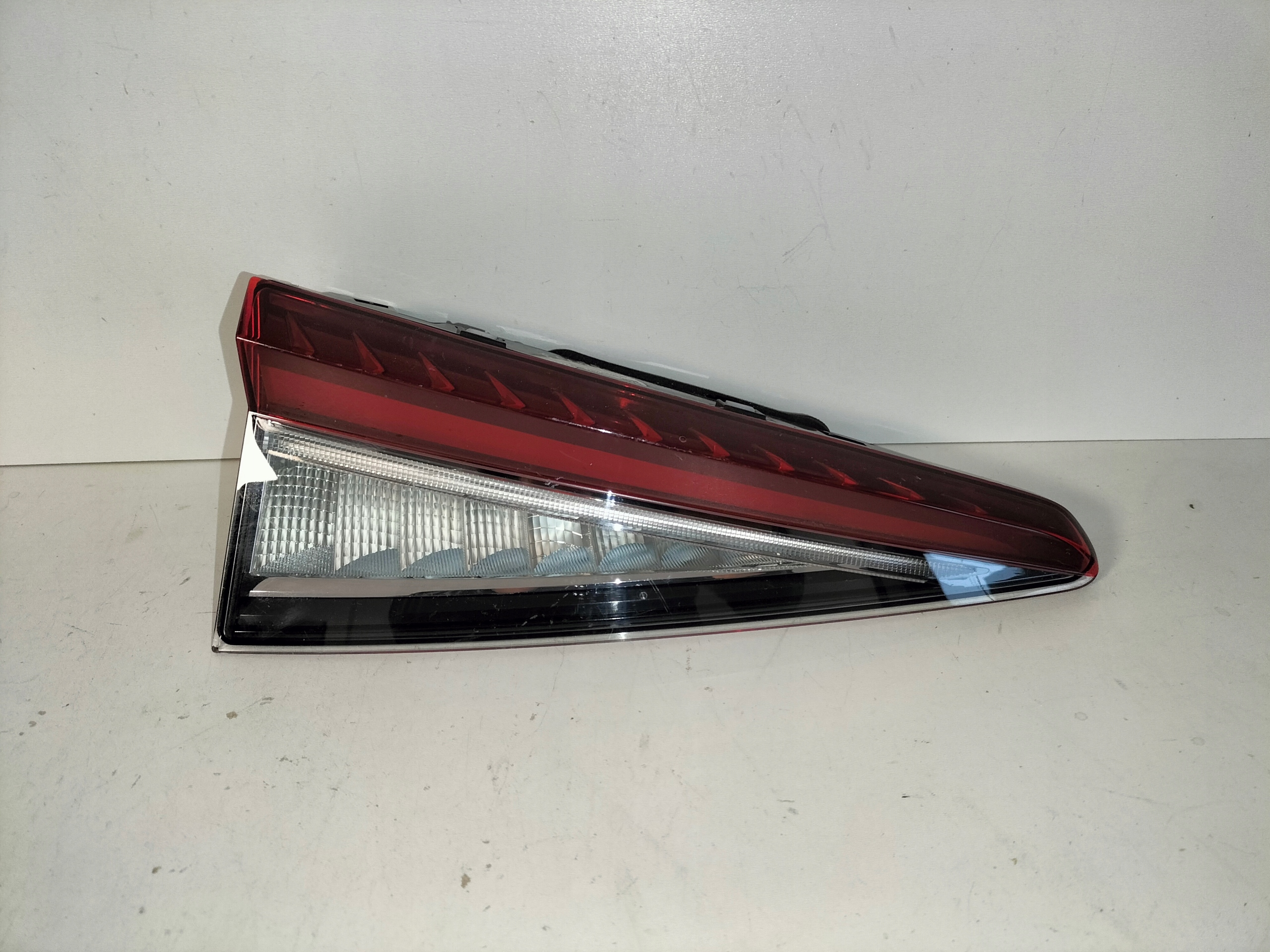 light rear rear part left SKODA ENYAQ 21- LED