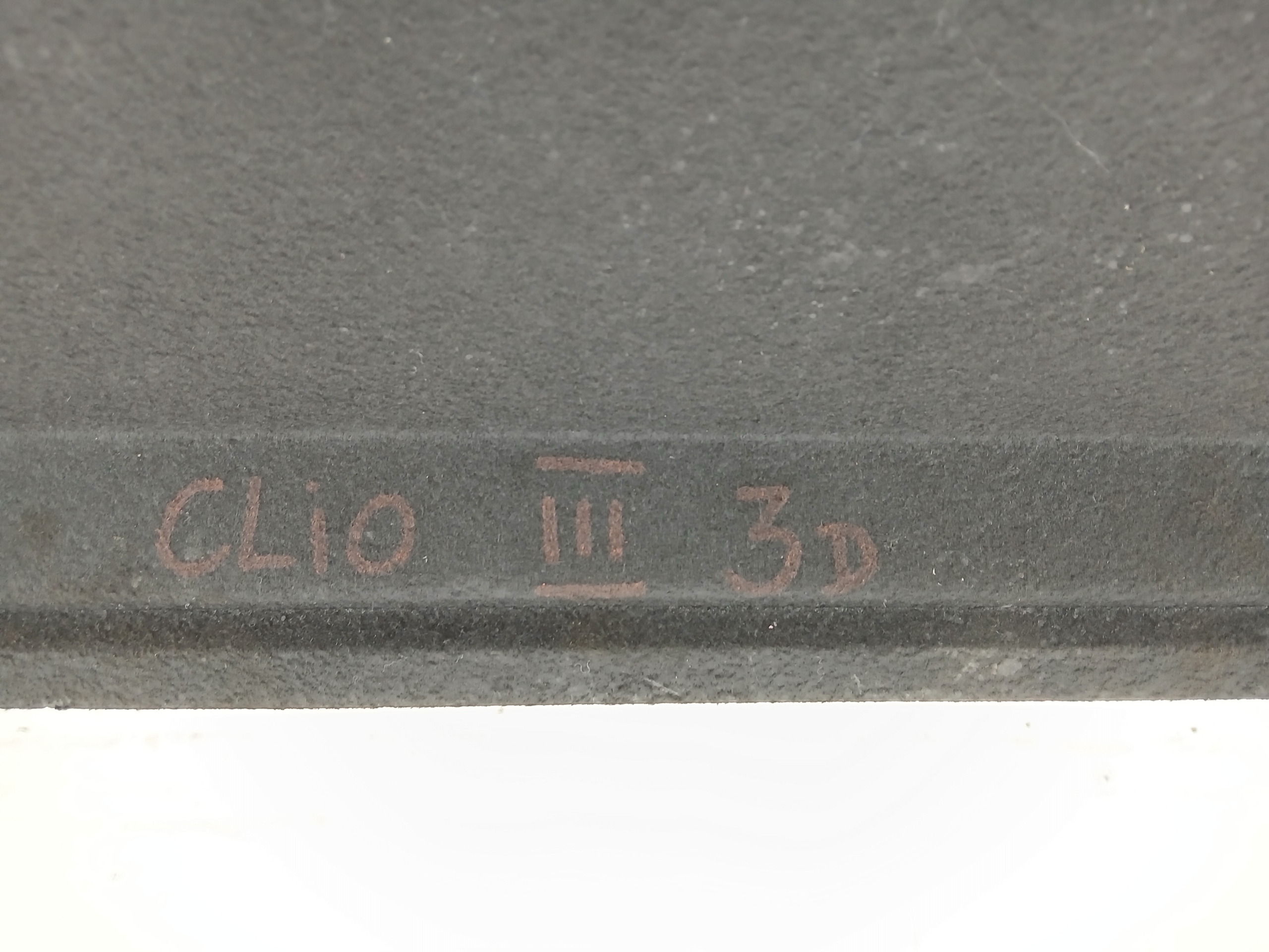 RENAULT CLIO III 3D plato boot