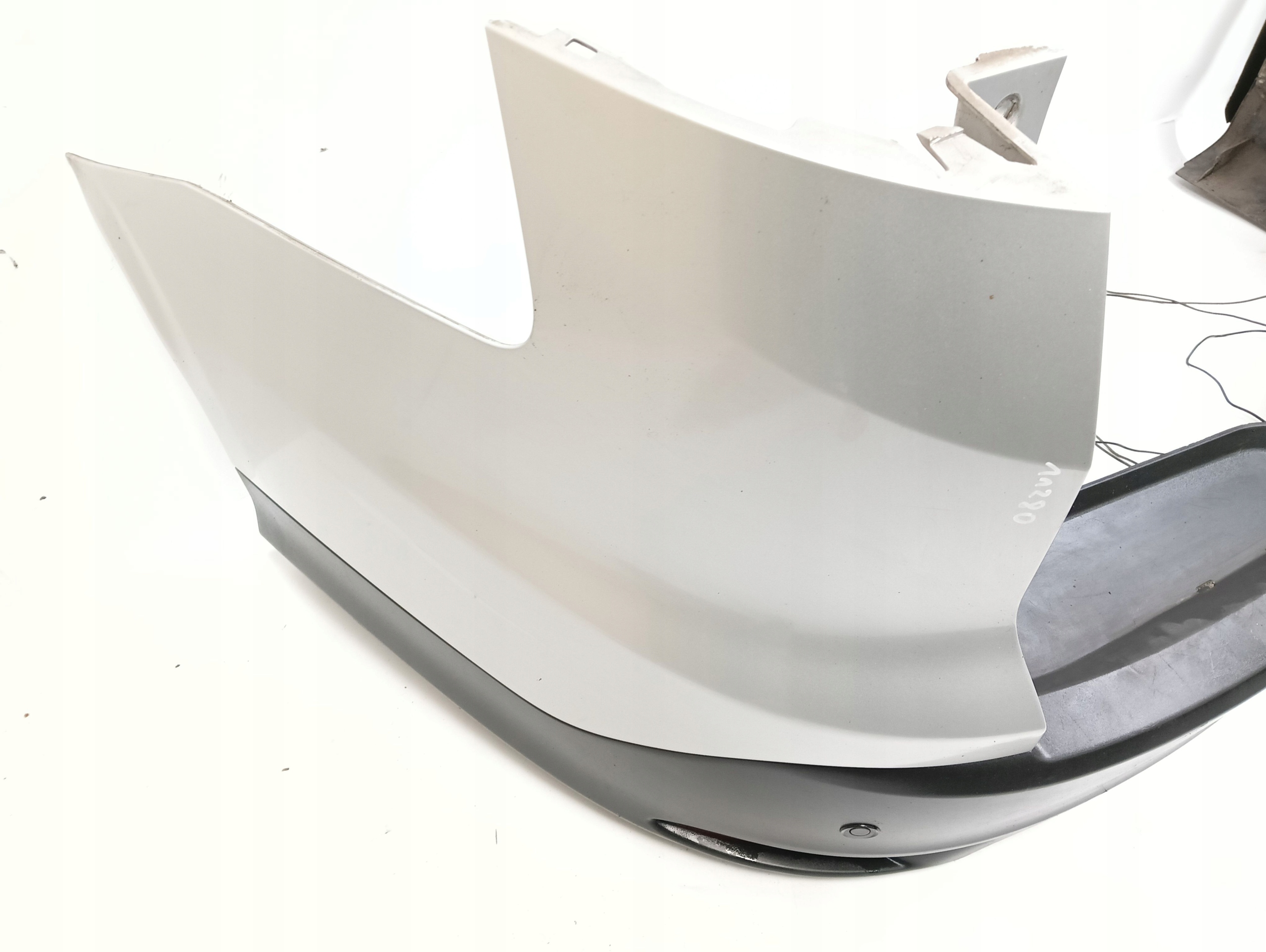 bumper rear part FORD FOCUS MK3 LIFT (2014-2018) KOMBI PDC 0B