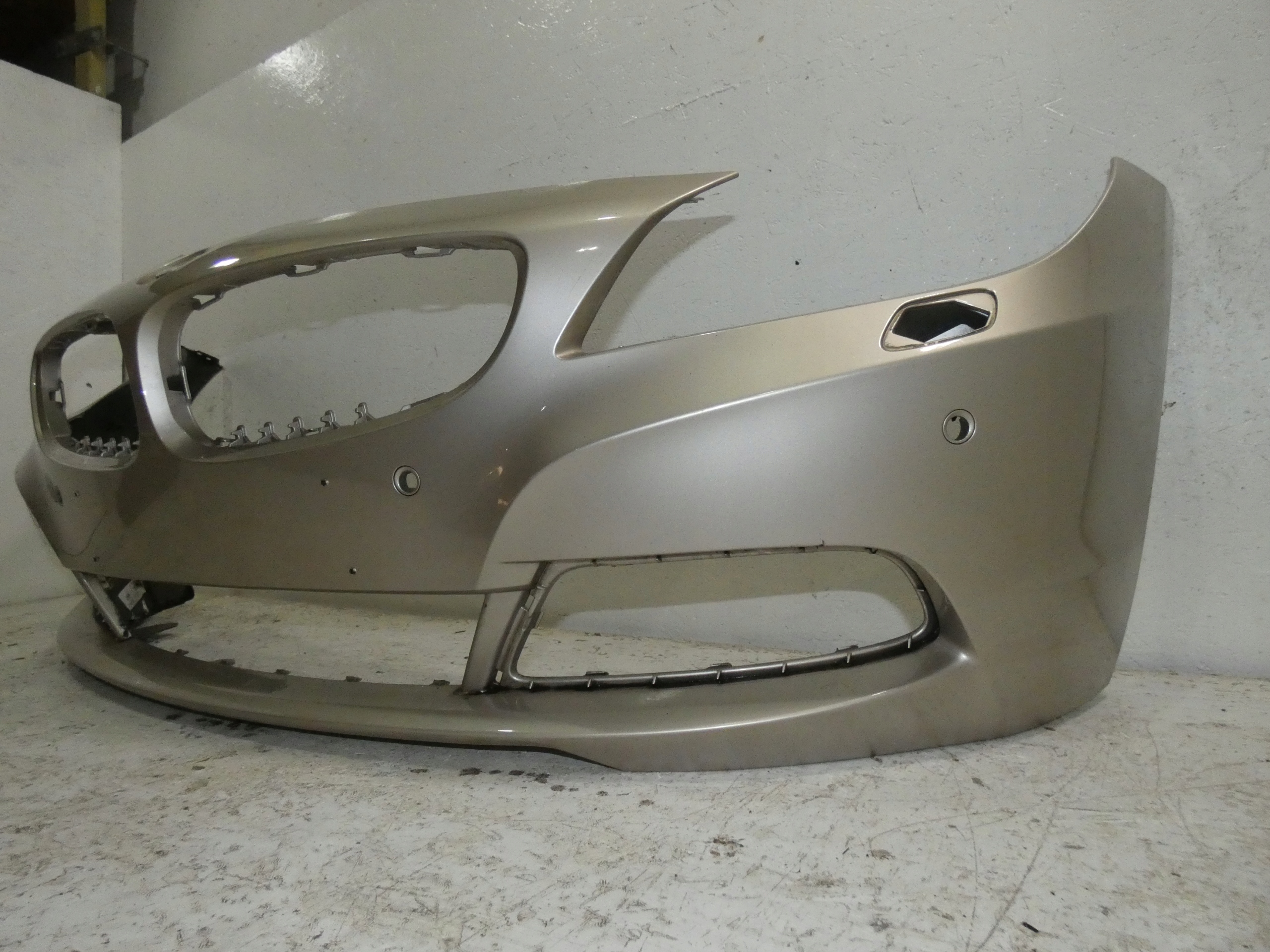 BMW Z4 E89 nárazník predok predný