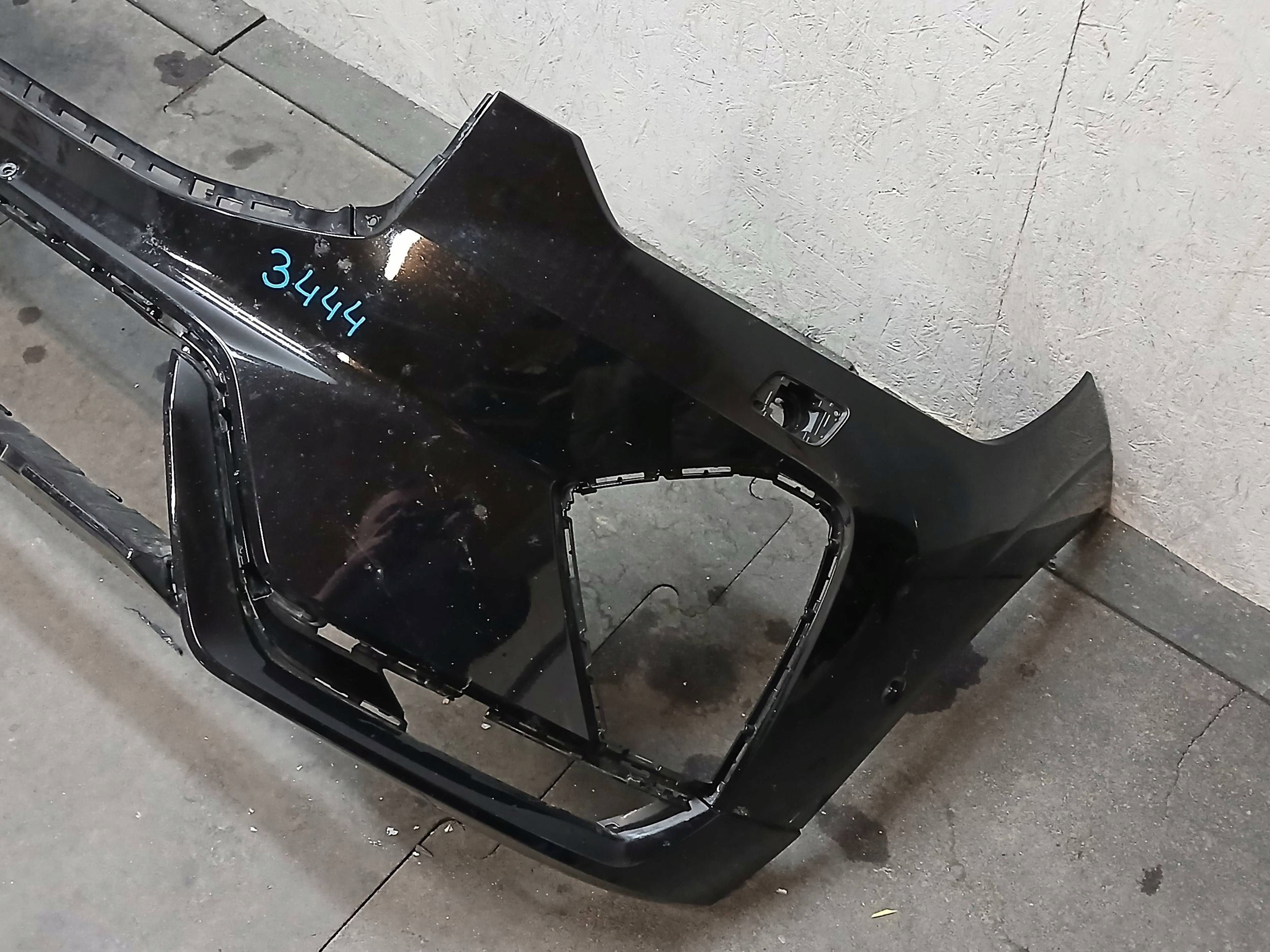 bumper front VOLVO XC60 XC-60 II 2 LIFT 21- R design