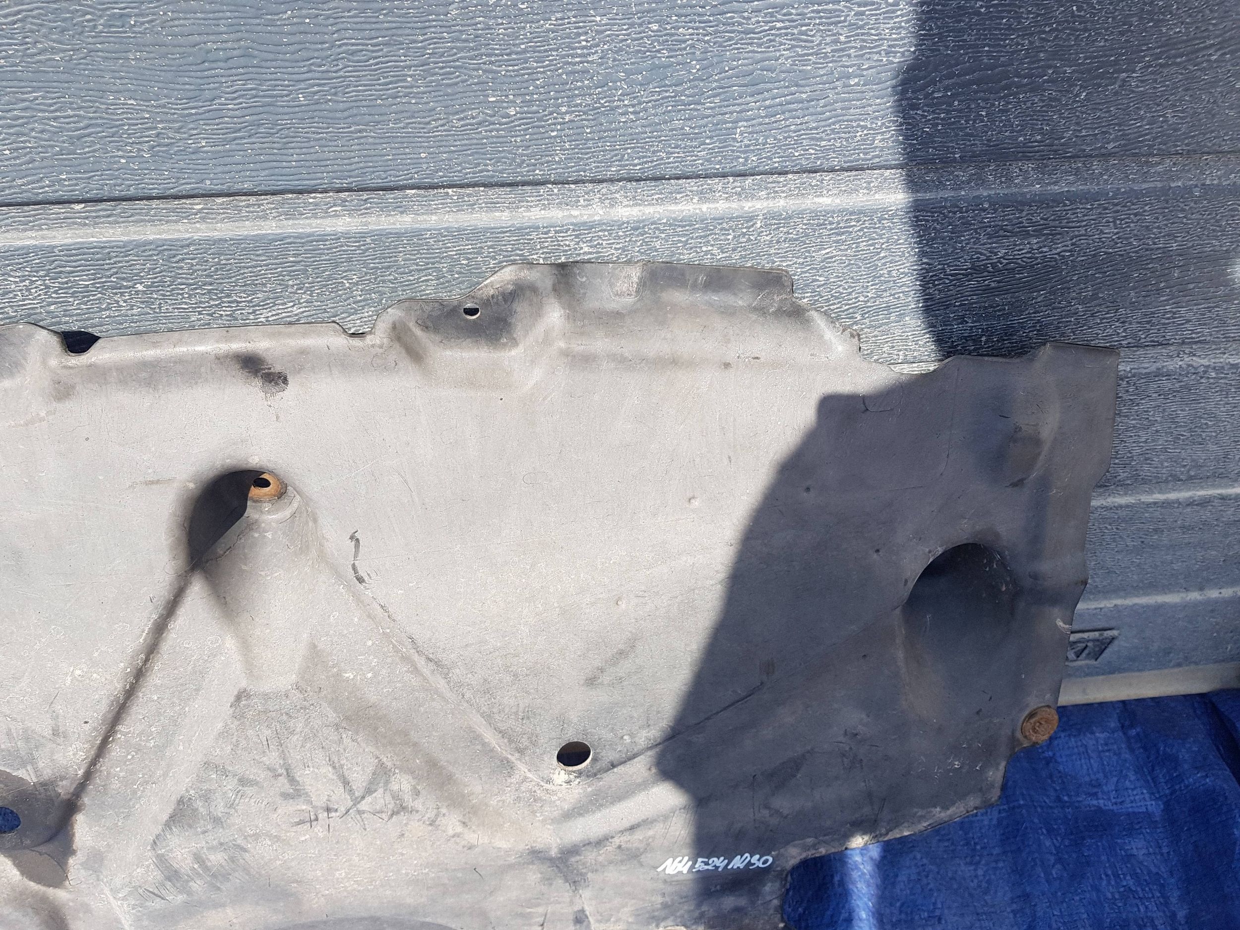 cover below engine lower Mercedes ML W164 A1645241430