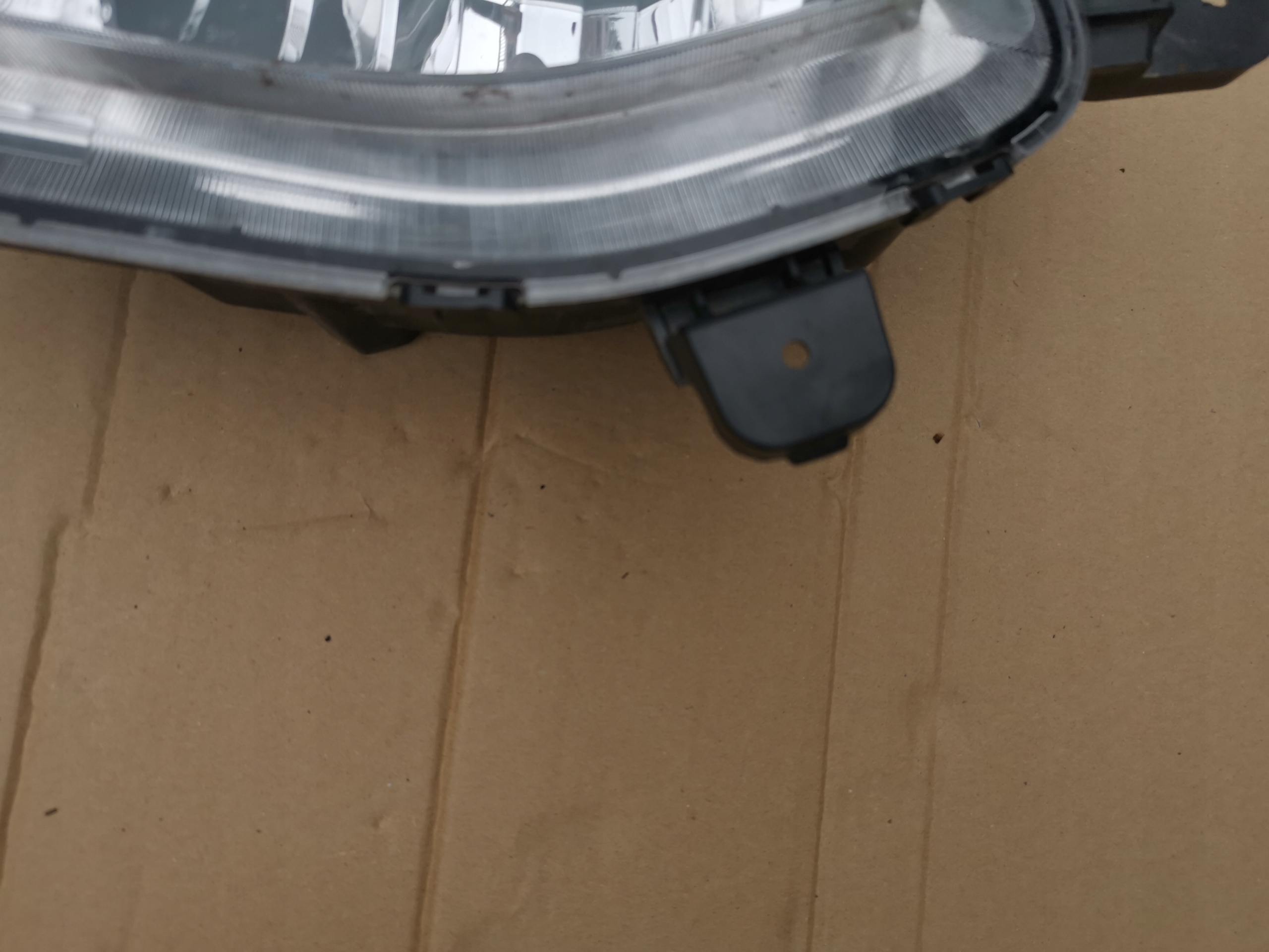 HYUNDAI KONA 17- fog light right front 92202-J9