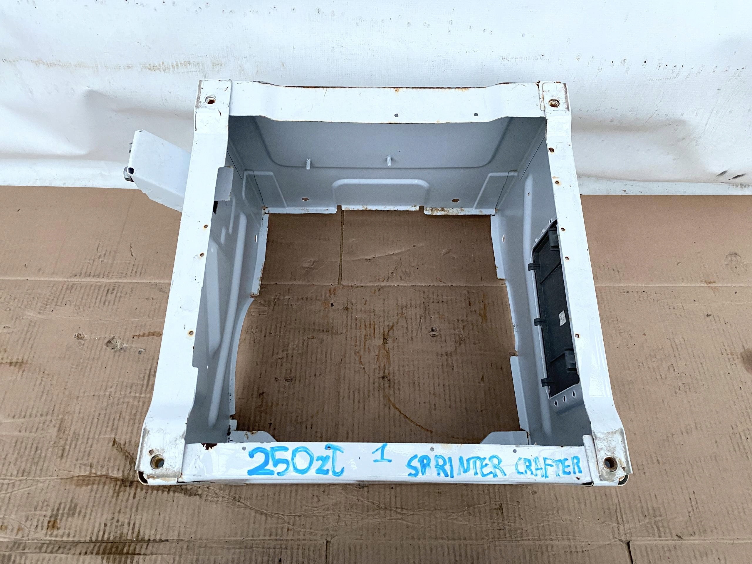 Sprinter 906 VW Crafter 06- Porte Support Siège Gauche