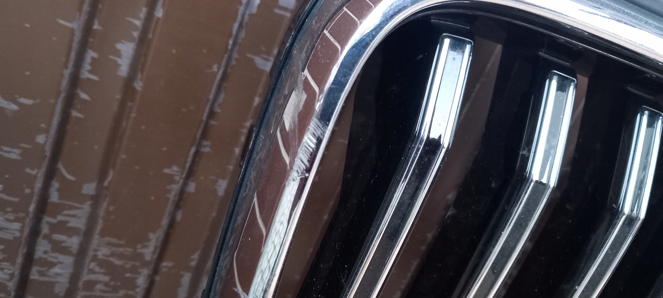 32291019 volvo XC60 II РЕСТАЙЛИНГ решетка радиатора передний PLUS Bright