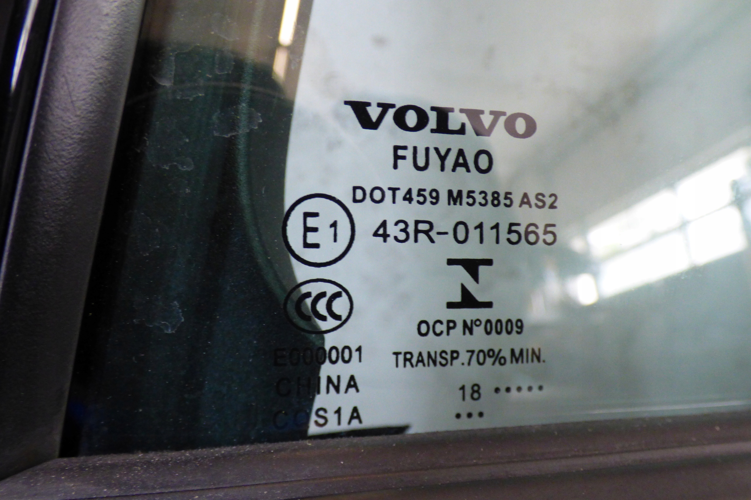 window door left rear part VOLVO V60 II 2018