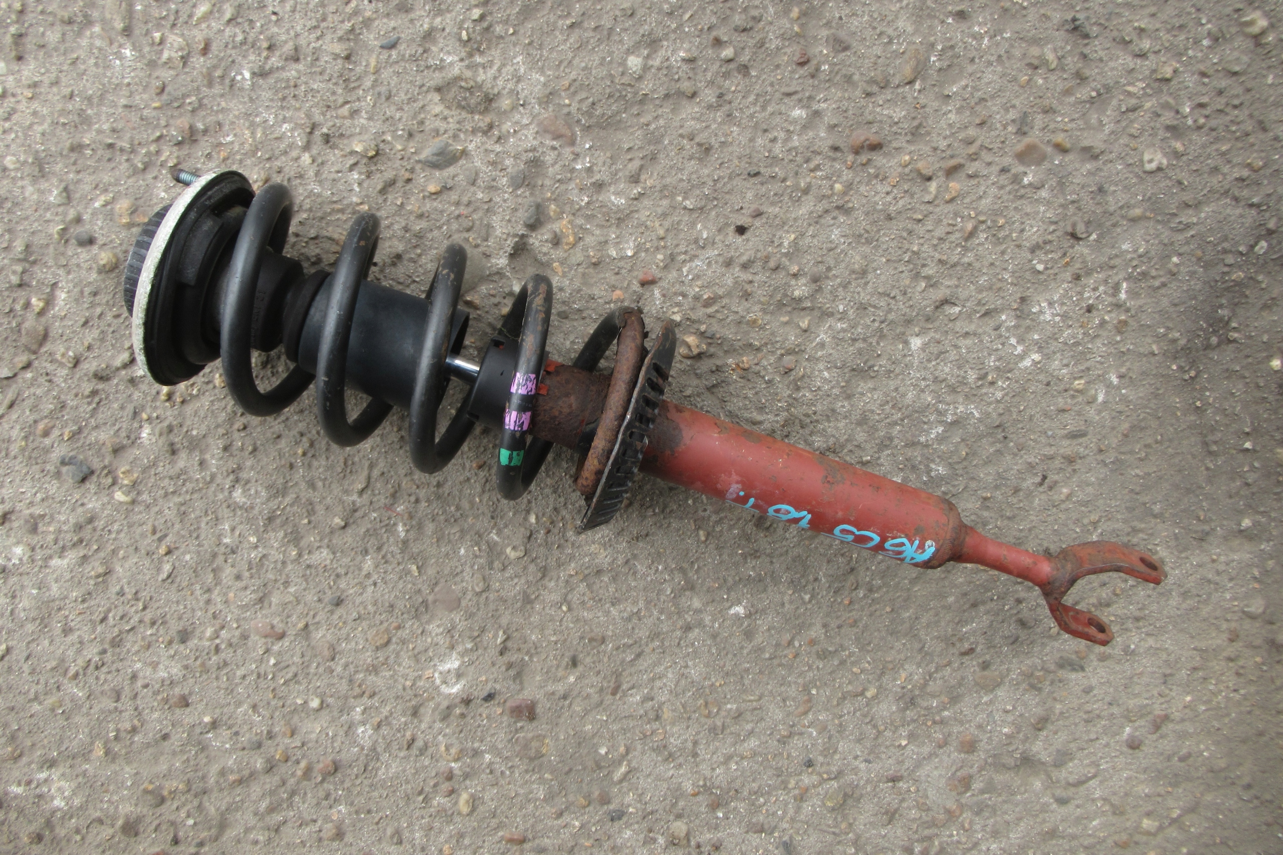 AUDI A6 C5 1.8 shock absorber right front 4B0412031