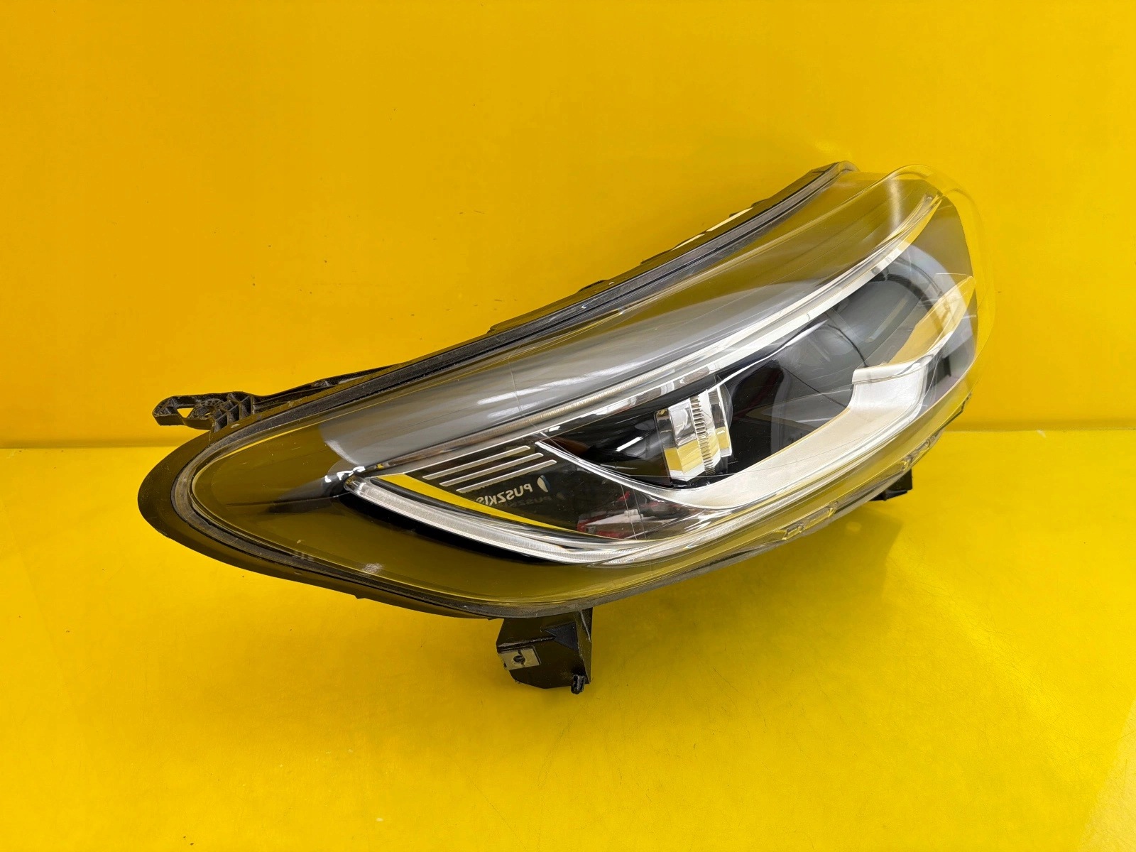 light right Renault Kadjar 2015-2022 normal fog light H7 + Led 260101096R