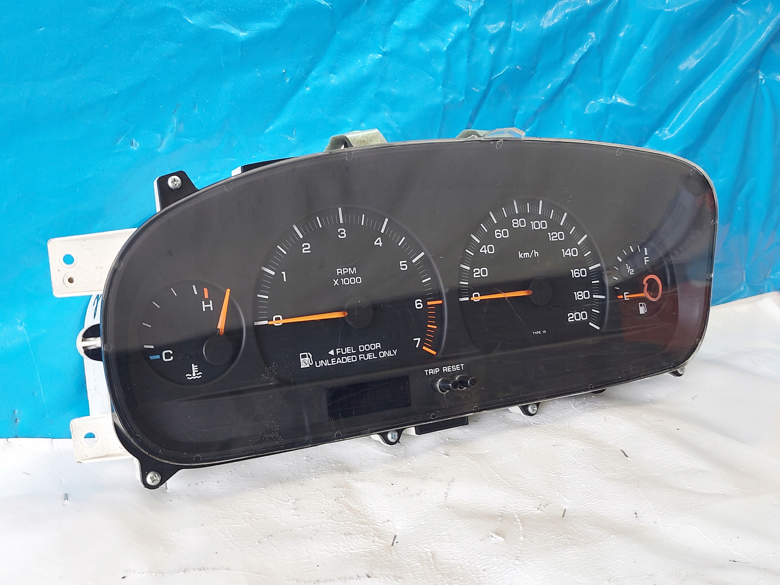 dials clock CHRYSLER VOYAGER III 2.4 B TN2574102260