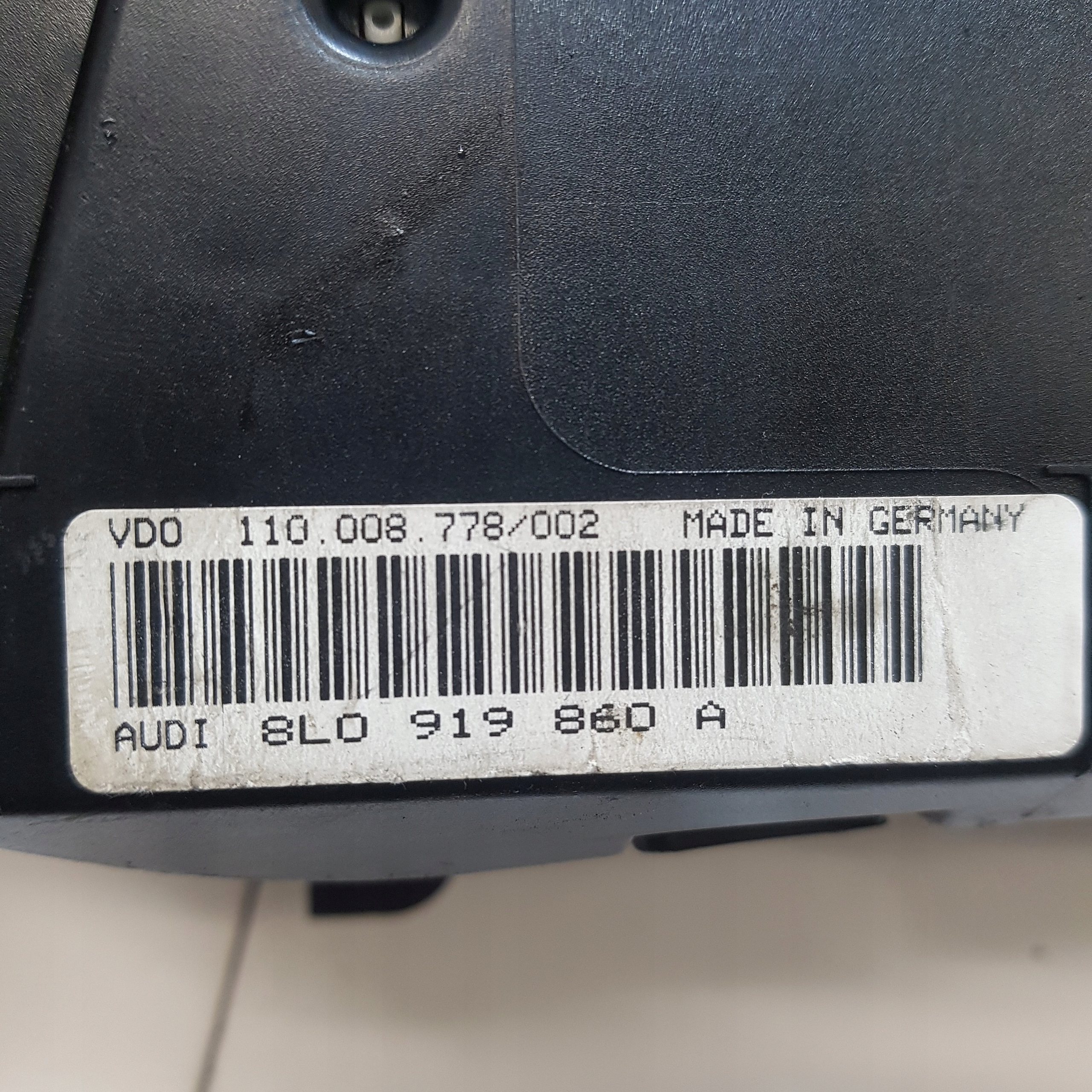dials dials AUDI A3 8L 1.6 B 8L0919860A