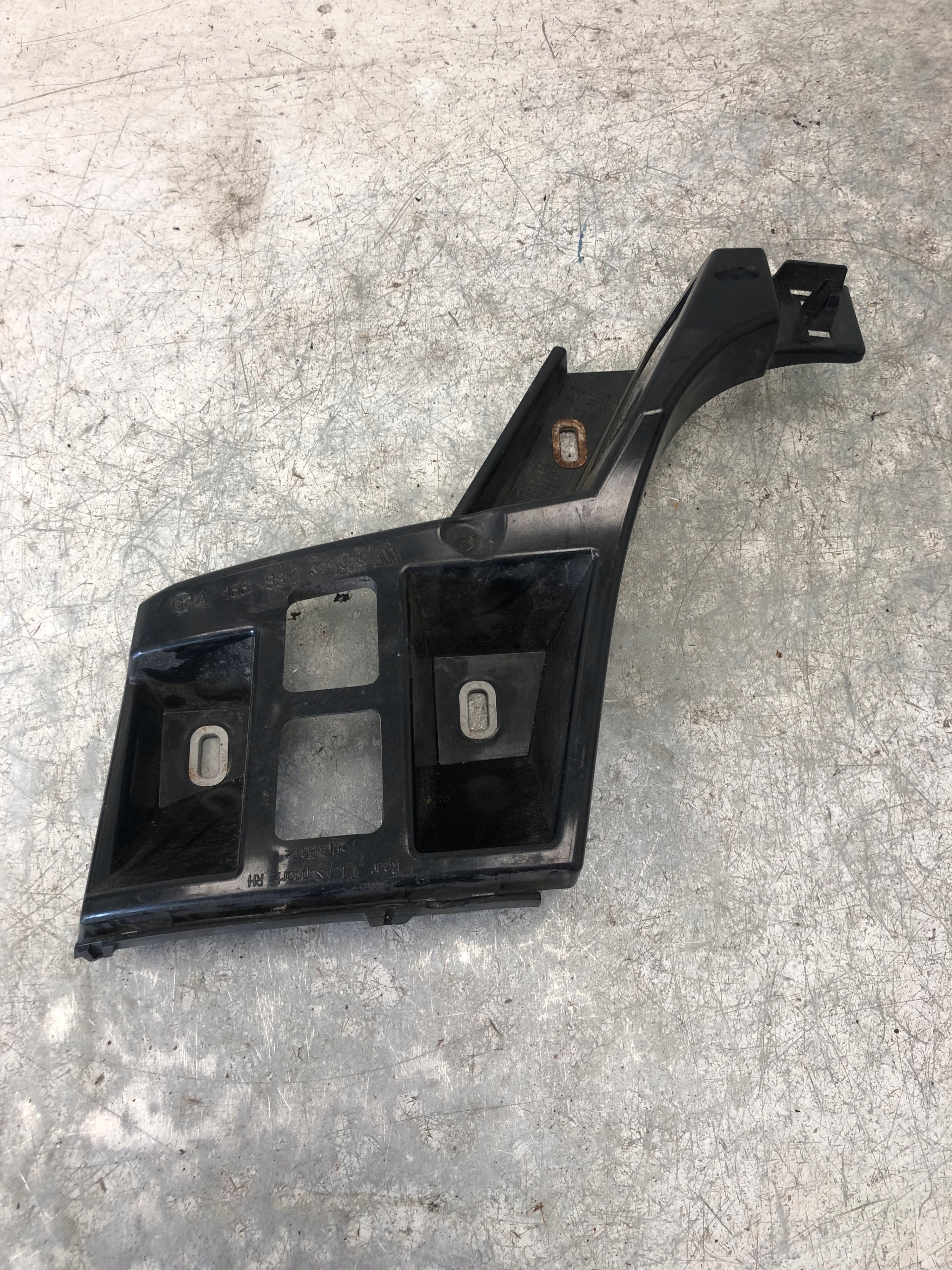 bumper bracket right rear part MERCEDES ML W166