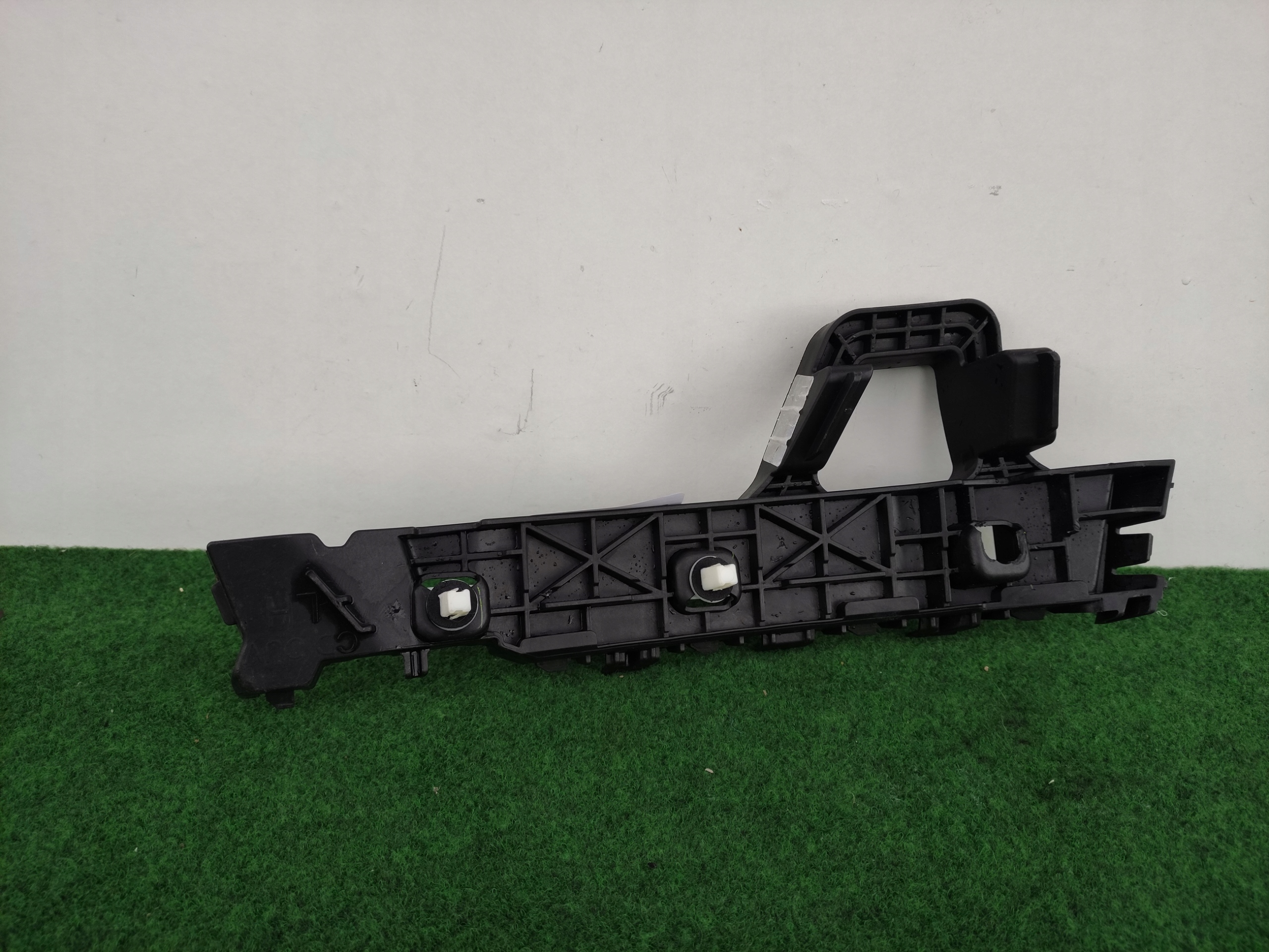 KIA XCEED 3 III left bumper bracket rear part holder 86613-J7CA0 KA2/026P