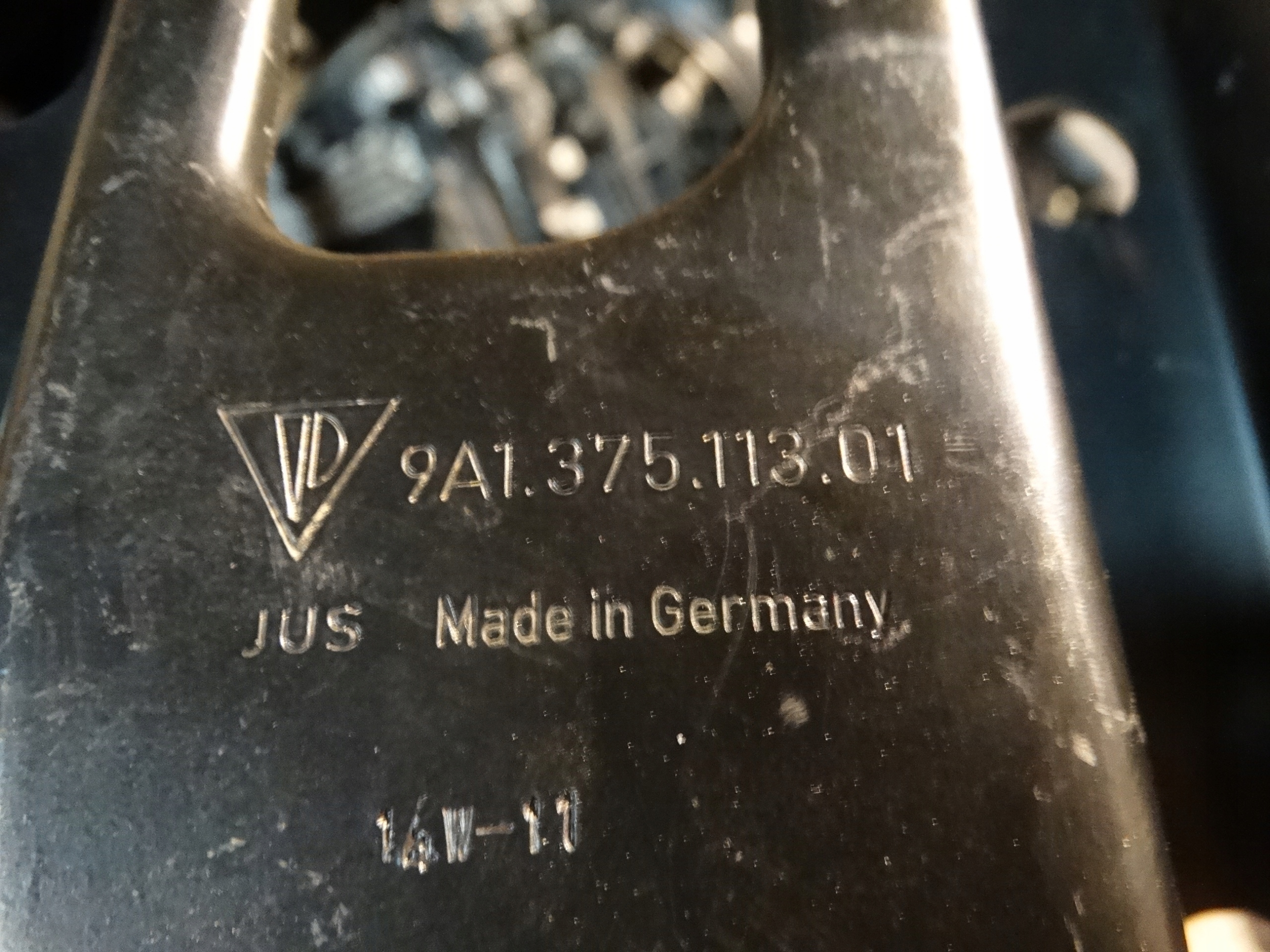 STÜTZE GETRIEBEHALTER GETRIEBE PORSCHE 911 997 1