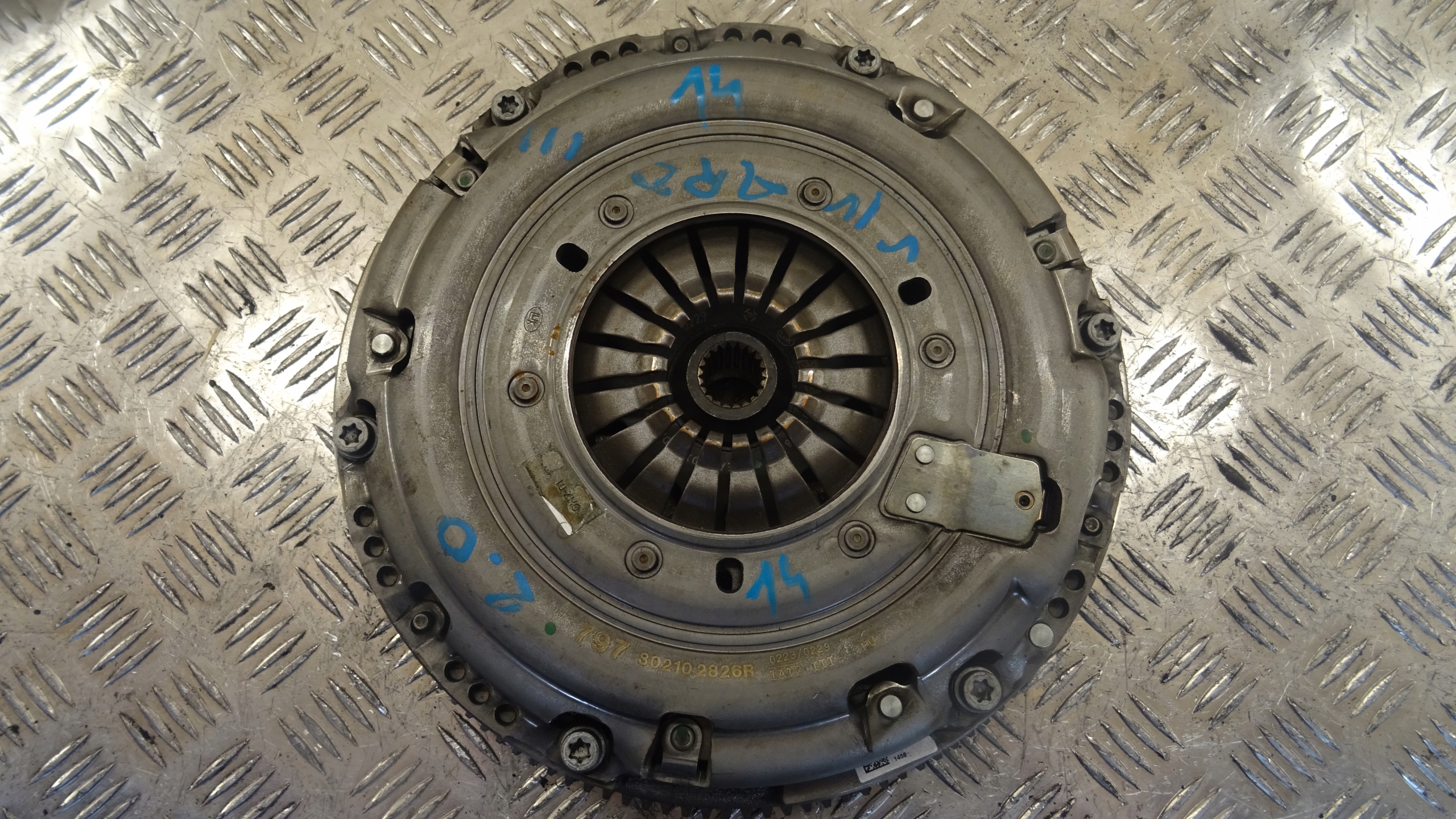 clutch DWUMASA TRAFIC III 302102826r NR14