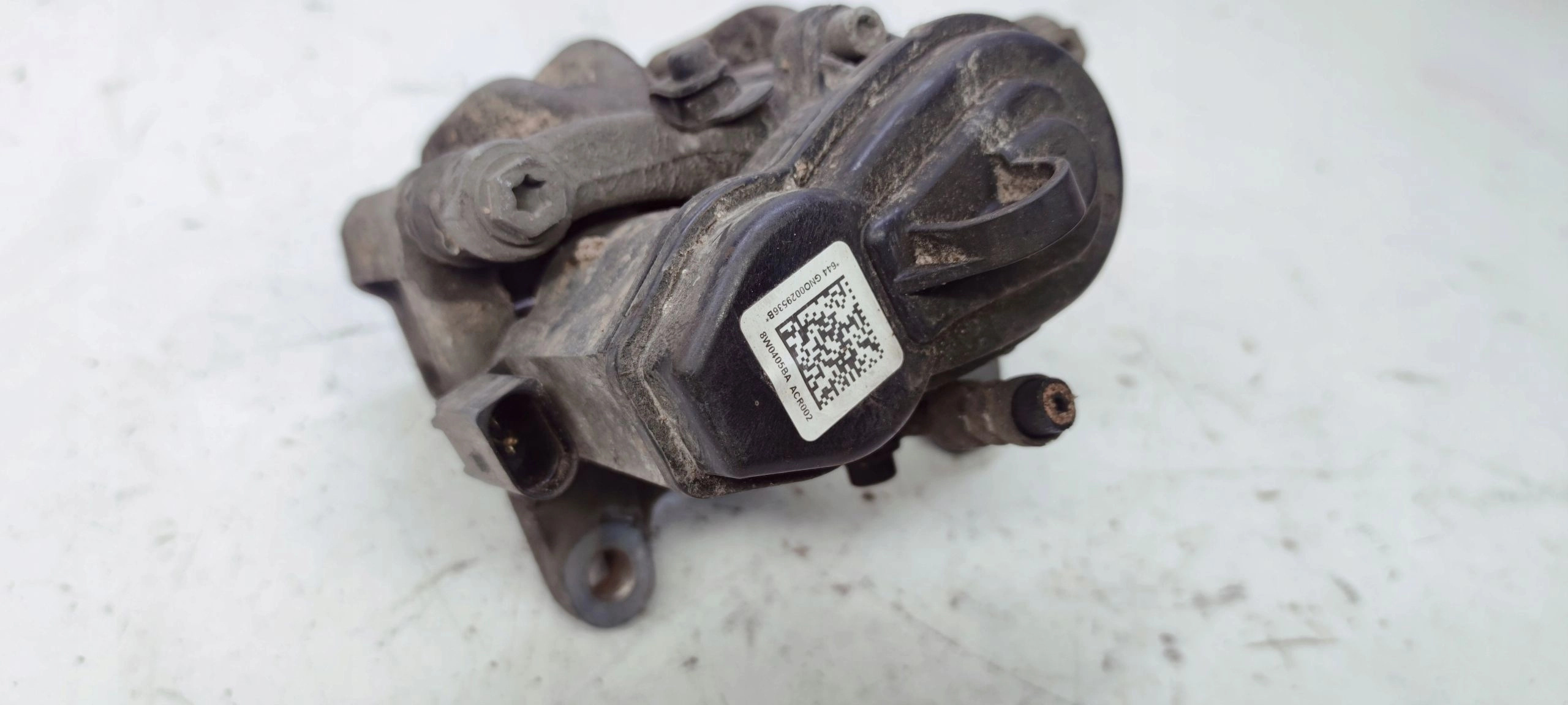 caliper brake left rear part AUDI A4 B9 A5 8W0405BA