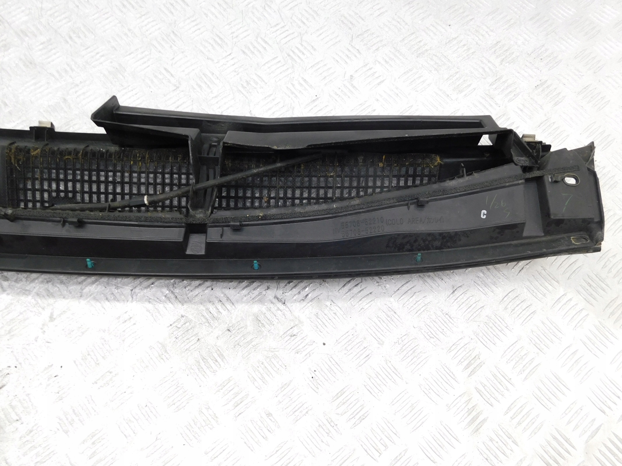 PODSZYBIE 55708-52210 - TOYOTA VERSO-S 10-15 Eu Wersja Europejska