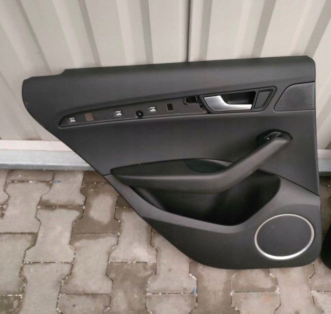 AUDI Q5 8R BOCZEK TAPICERKA DRZWI LEWY TYŁ SKÓRA