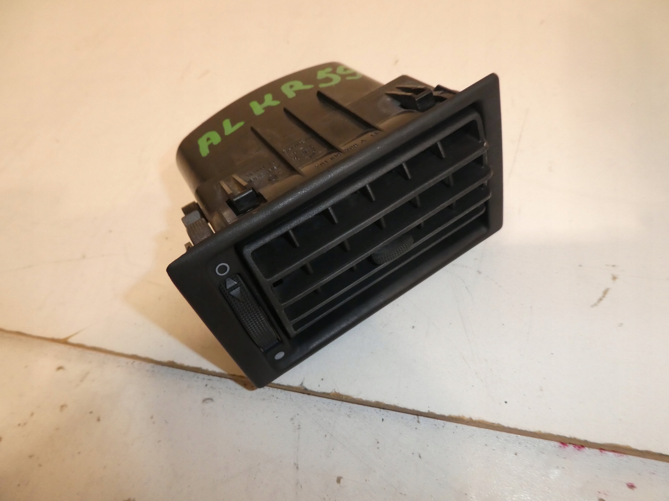 grid air conditioning devices VW T4 701819703 left