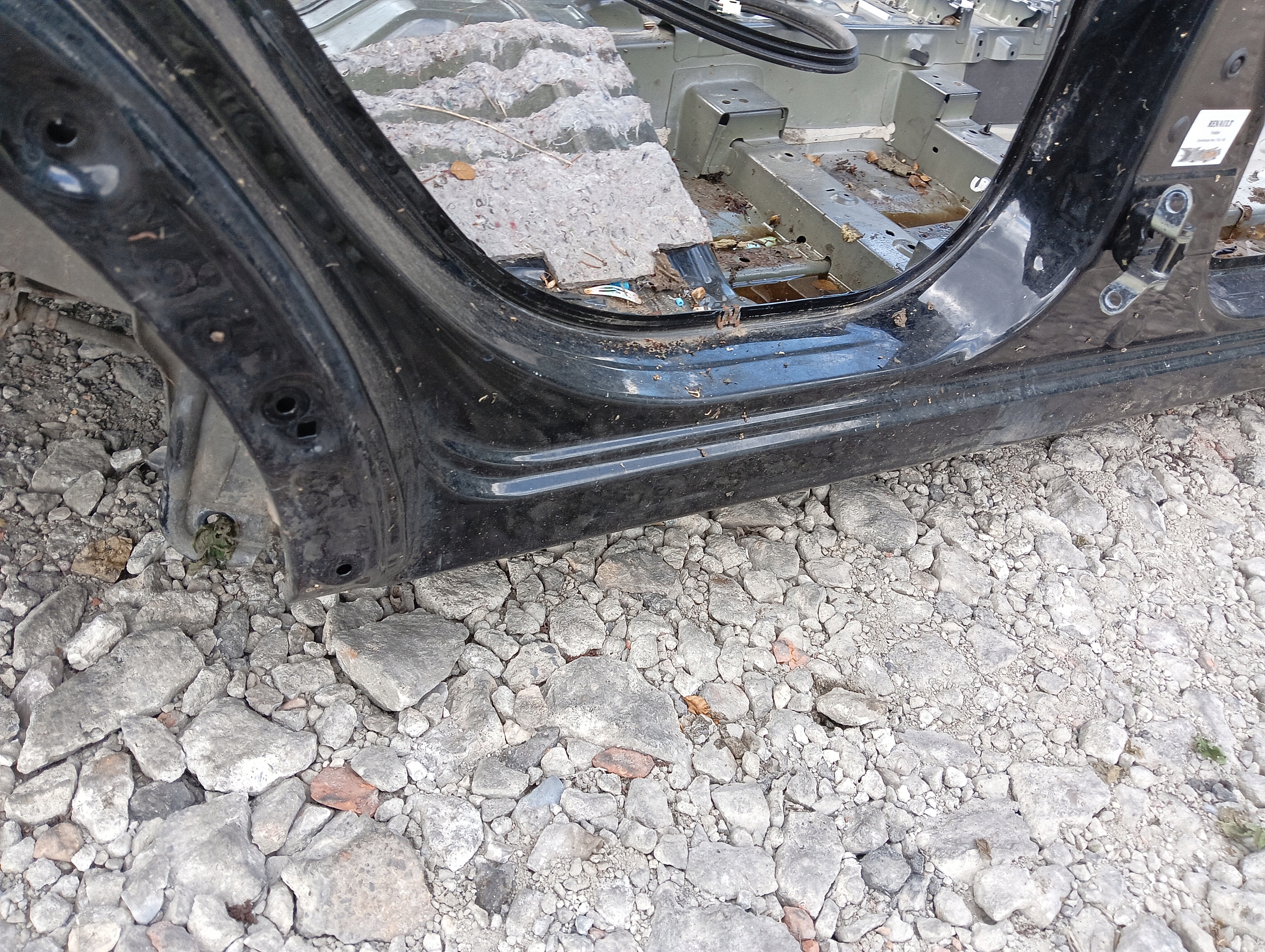 threshold right pillar central RENAULT KADJAR (2015-2018) KOD LAKIERU TEGNE