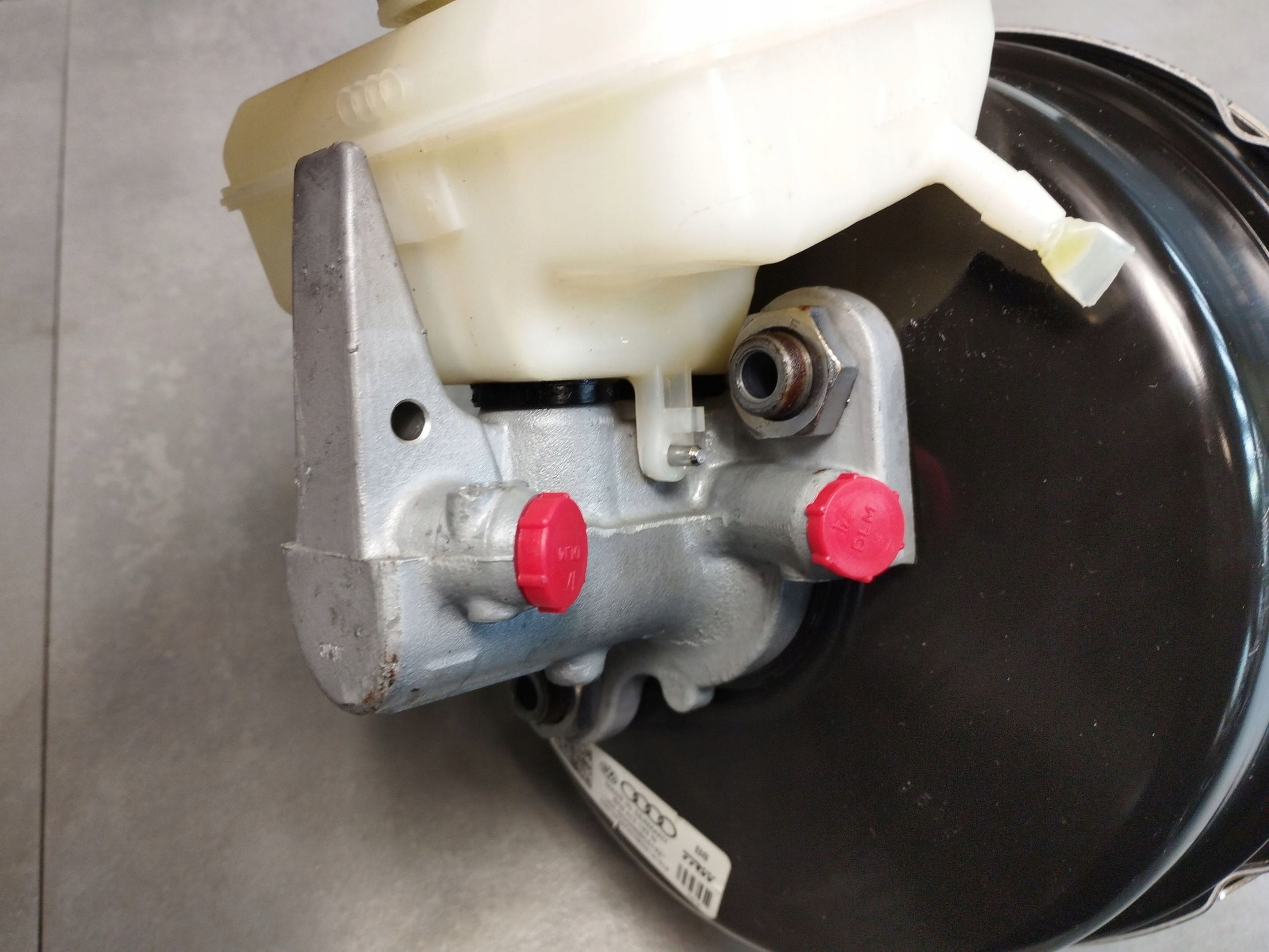 Audi A5 Sportback 8TA servo brake pump 8K0612103N