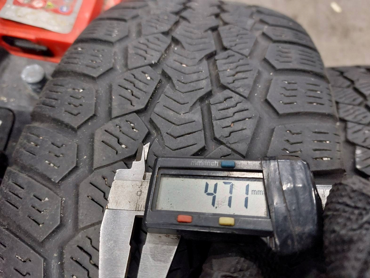 tyres winter 2 SZT 195/60R15 2009R VIKING SNOWTECH