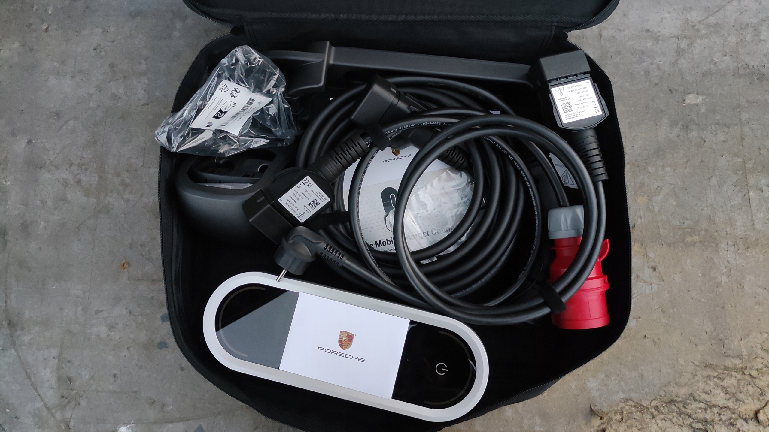 ŁADOWARKA 22KW 32A PORSCHE TAYCAN TYP2 Nowa torba