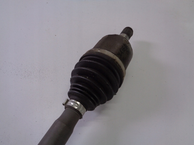 PÓŁOŚ PRAWA KIA X-CEED 1.0 T-GDI 2021 ROK Producent części Kia OE