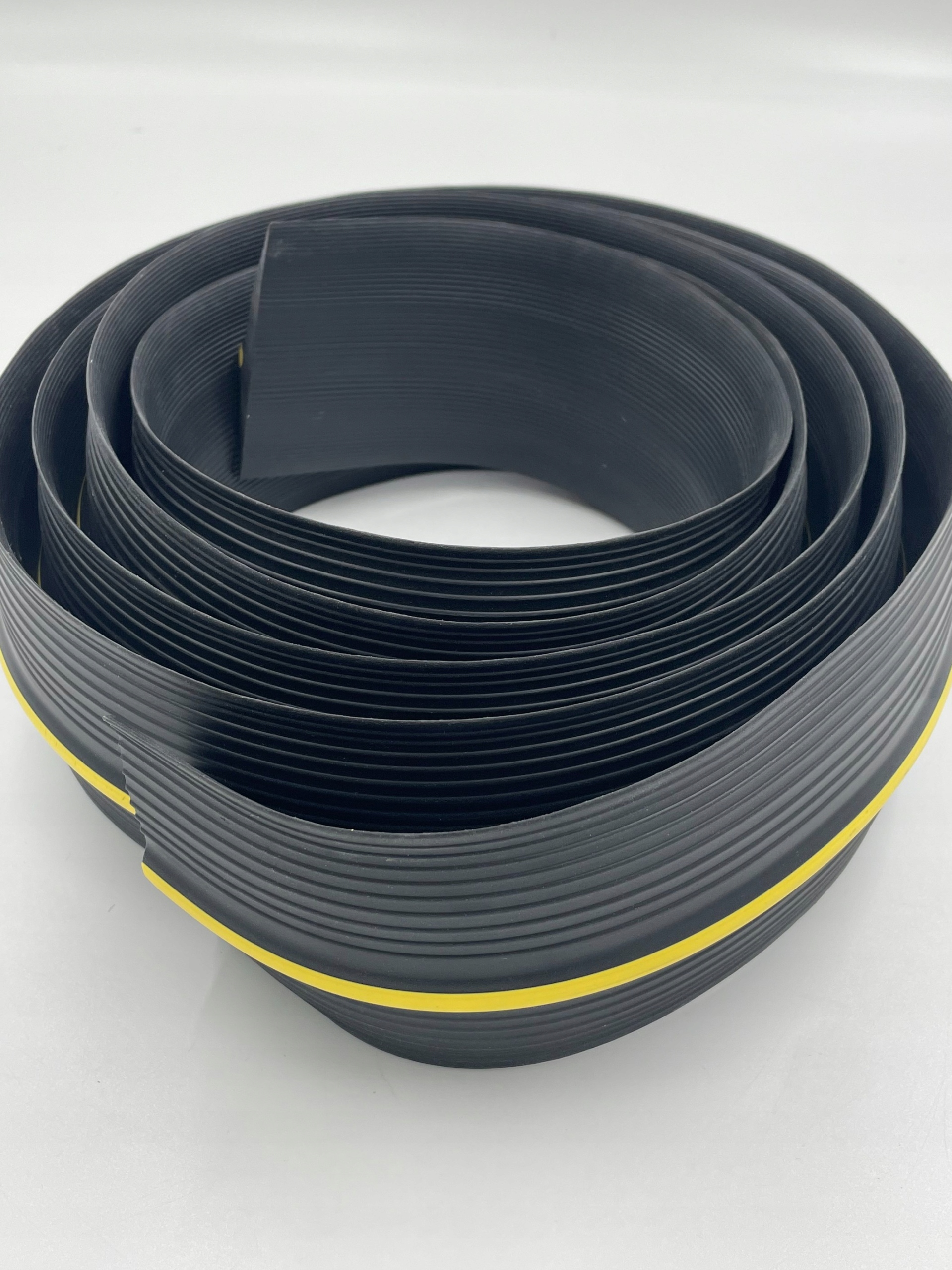 OPIS Uszczelka drzwiowa SMAUTOP 3m/12mm Marka inna