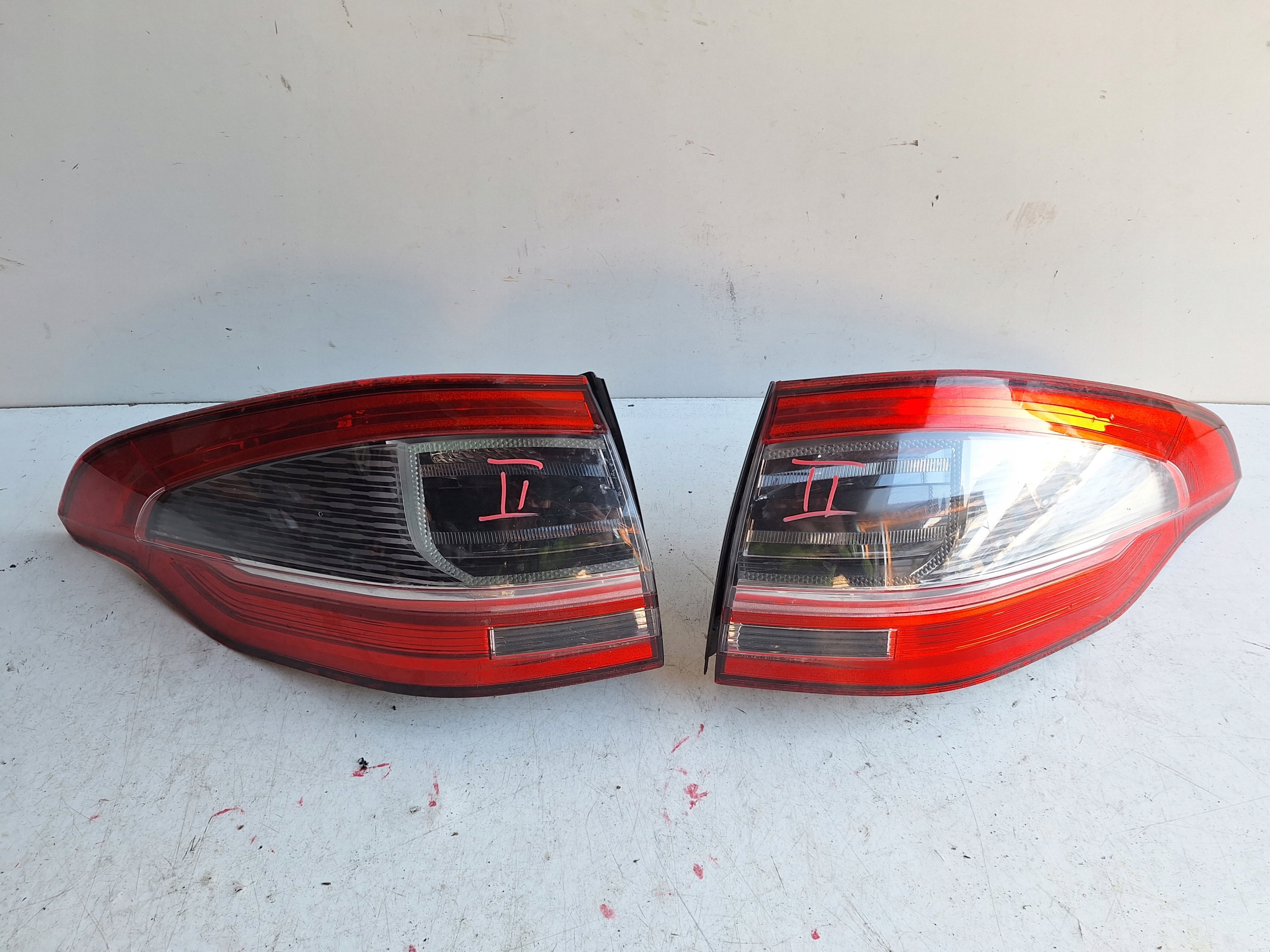 FORD S-MAX MK1 LIFT 10-15 light right LED fender