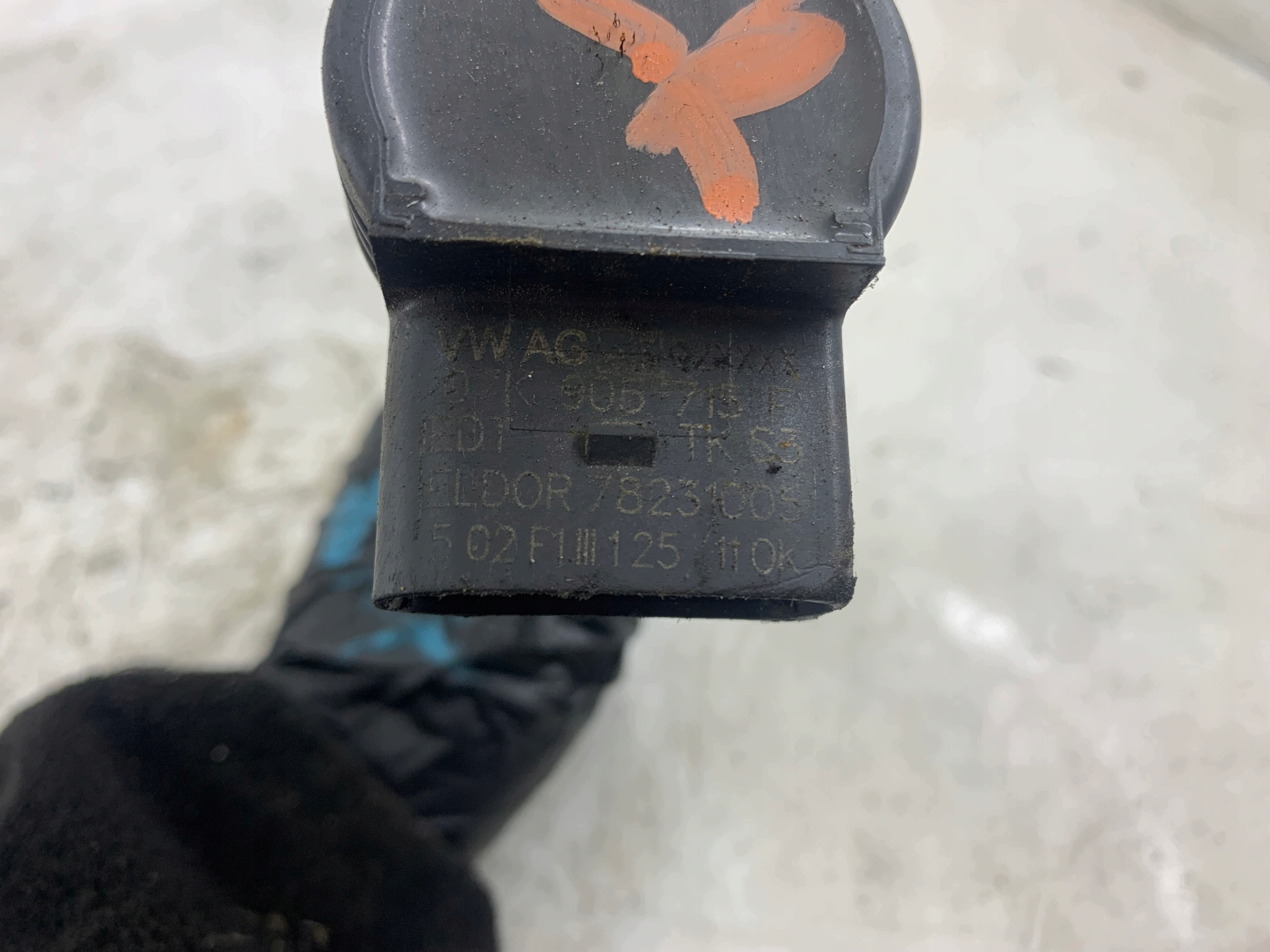 AUDI A4 B8 2.0 coil ignition 07K905715F