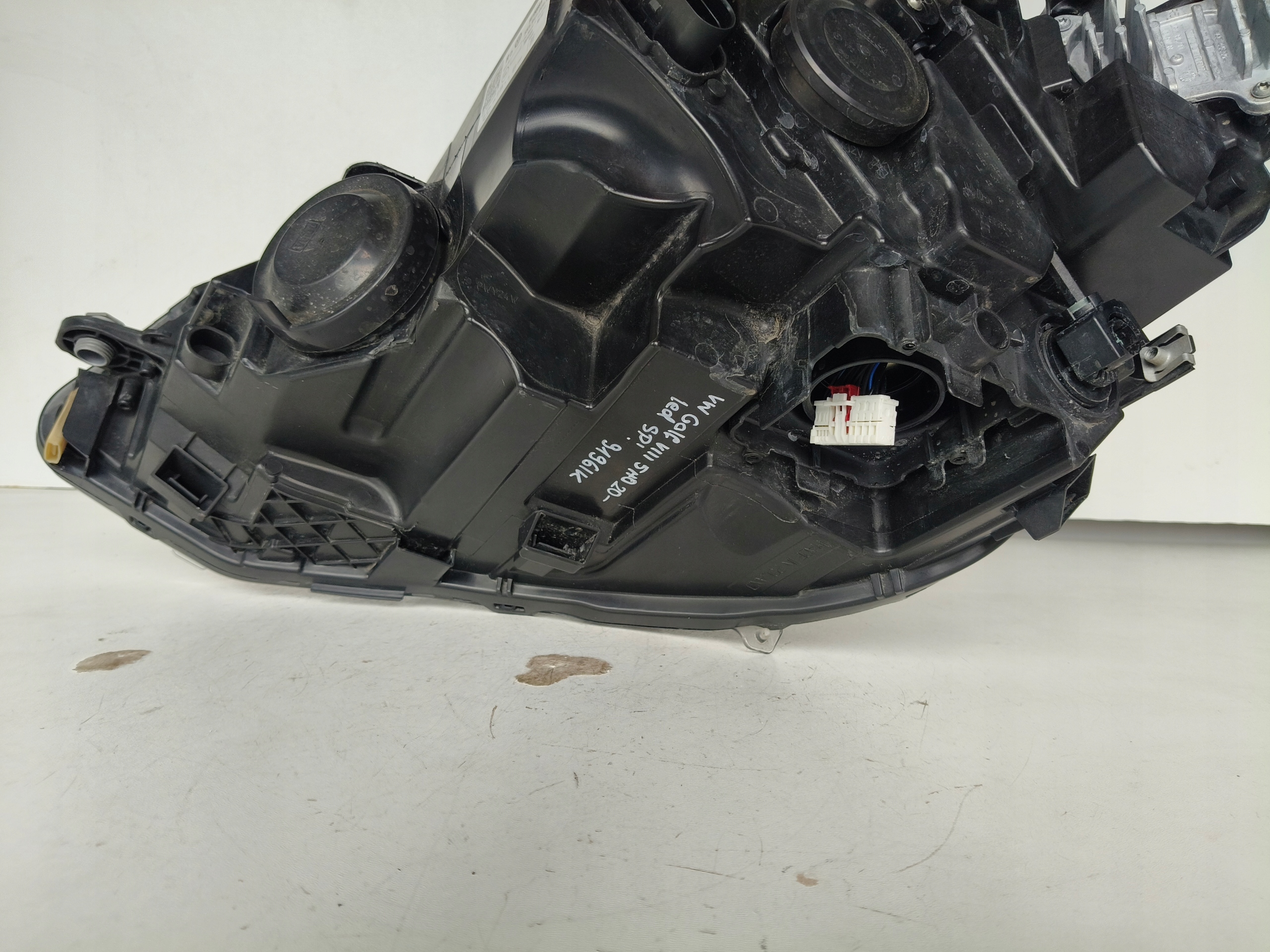 light right REFLEKTOR VW GOLF VIII 8 5H 5H0 20- LED