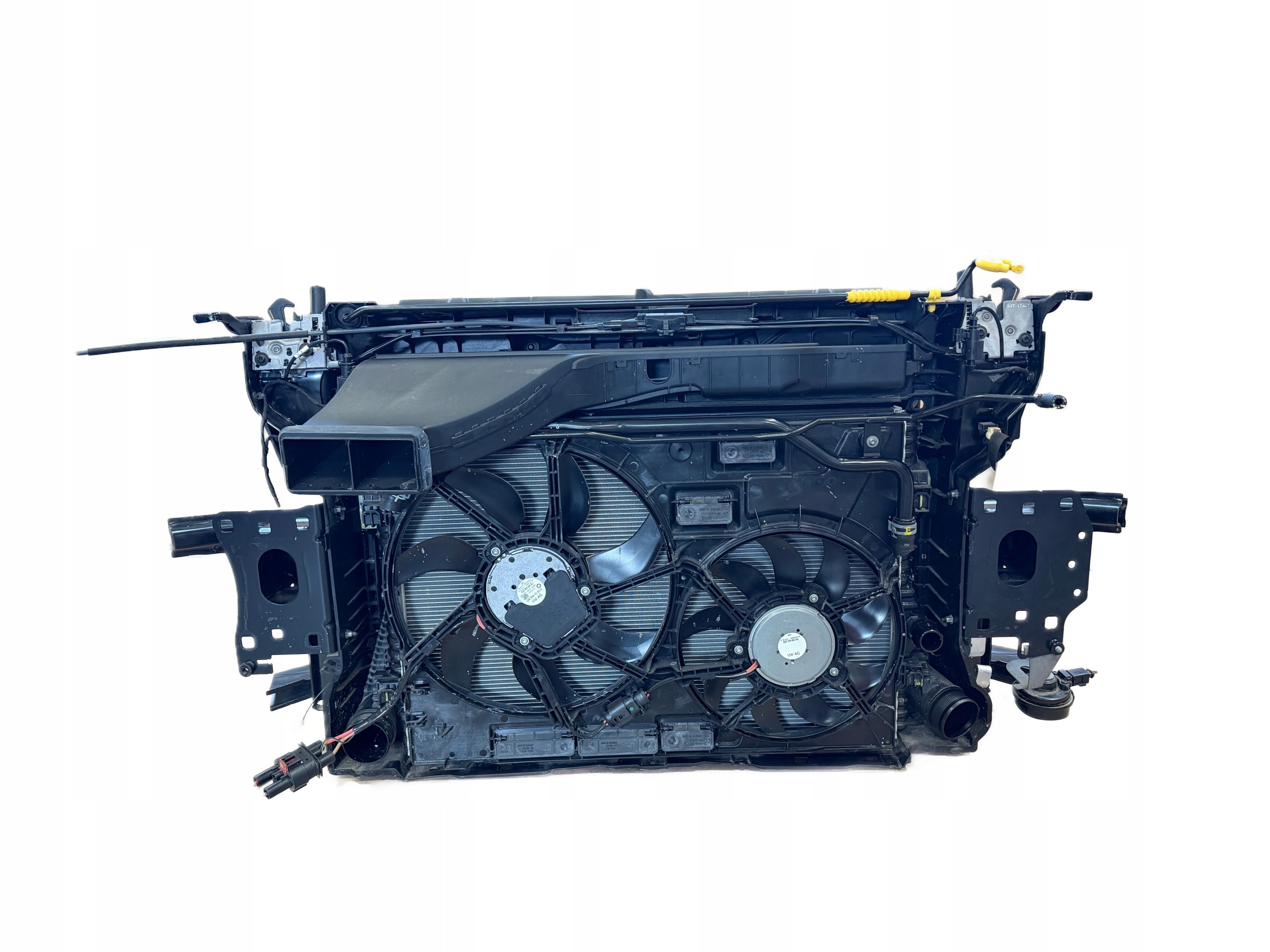 CUPRA FORMENTOR VZ5 2.5TSI bar, wall radiator