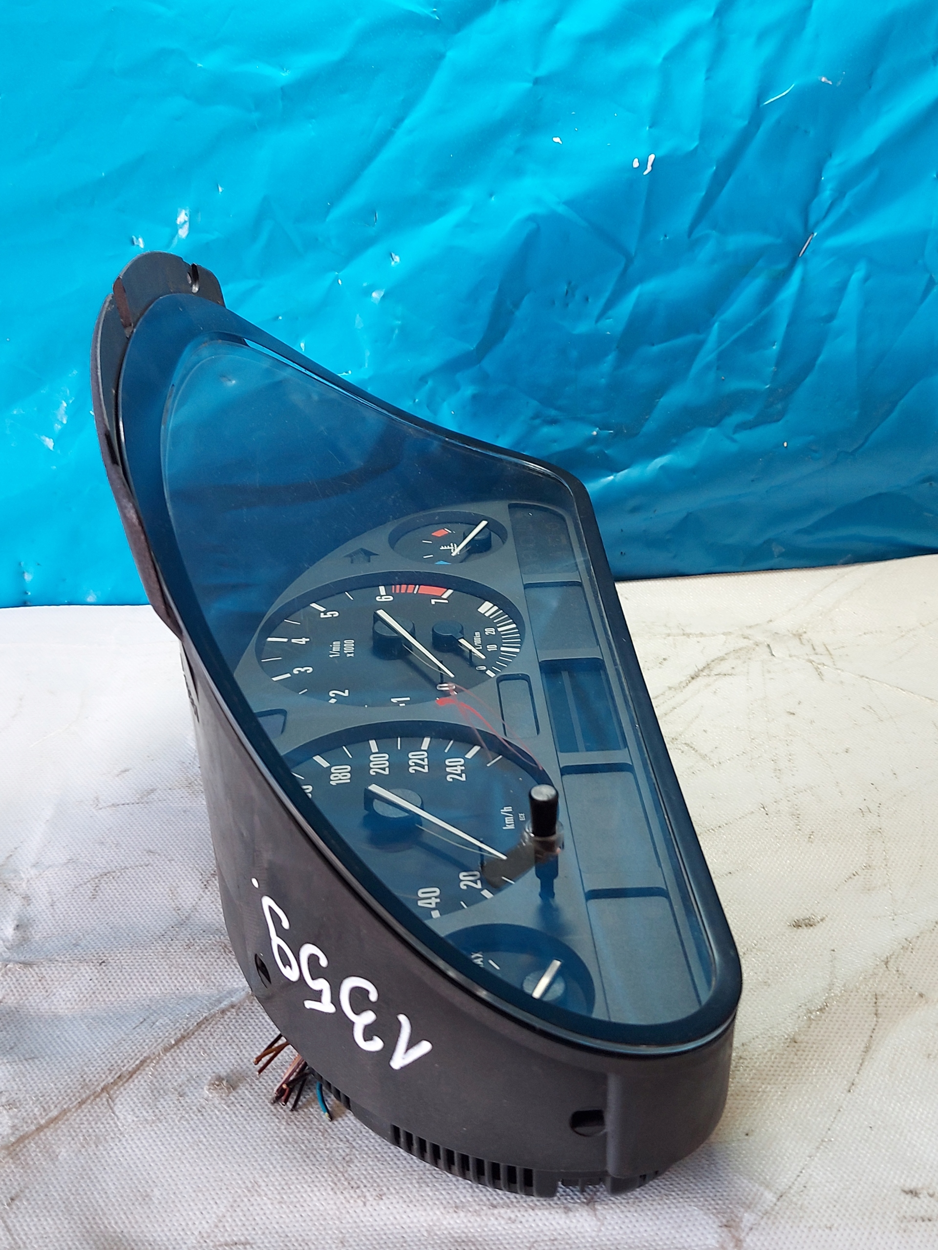 dials clock BMW 520 E39 62118379669