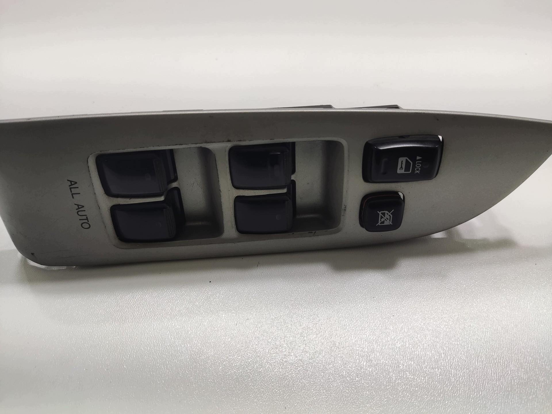 PANEL ablak nyomógomb bal eleje LEXUS RX II 2003-2008 84040-48140