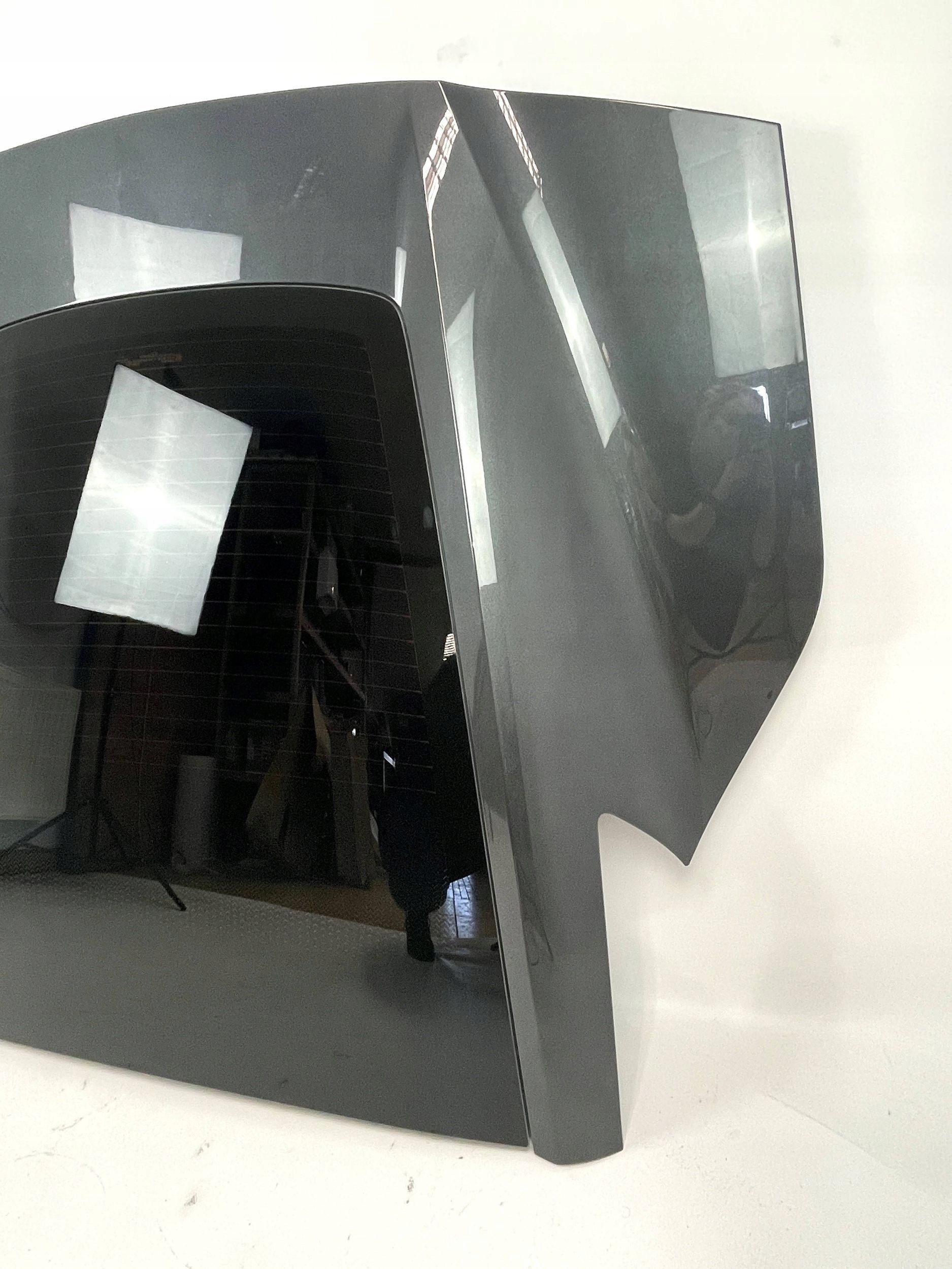 Chevrolet Corvette C7 rear trunk door boot z window 2014-19
