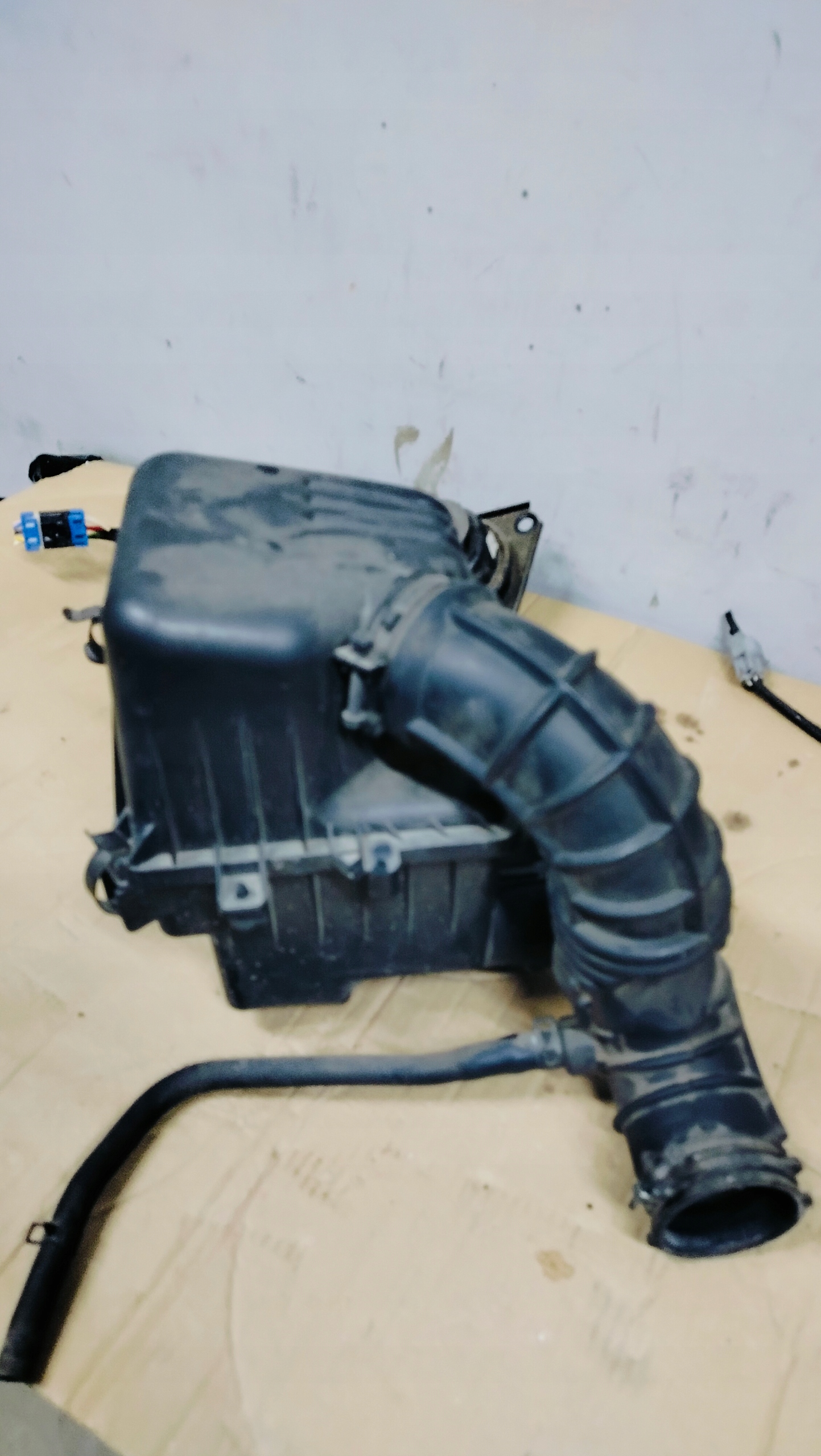 Gehäuse filter luft 28110-1H050 KIA CEED I30