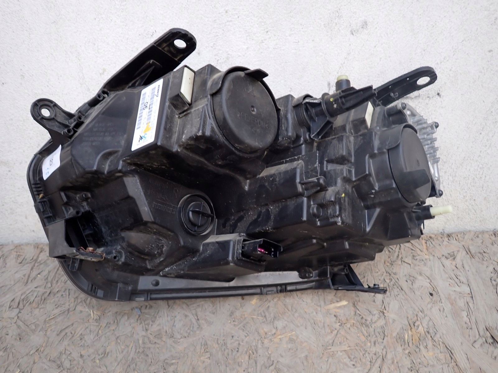 light right REFLEKTOR right LED DACIA DUSTER 2 II HM 2017-2021R 260101133R