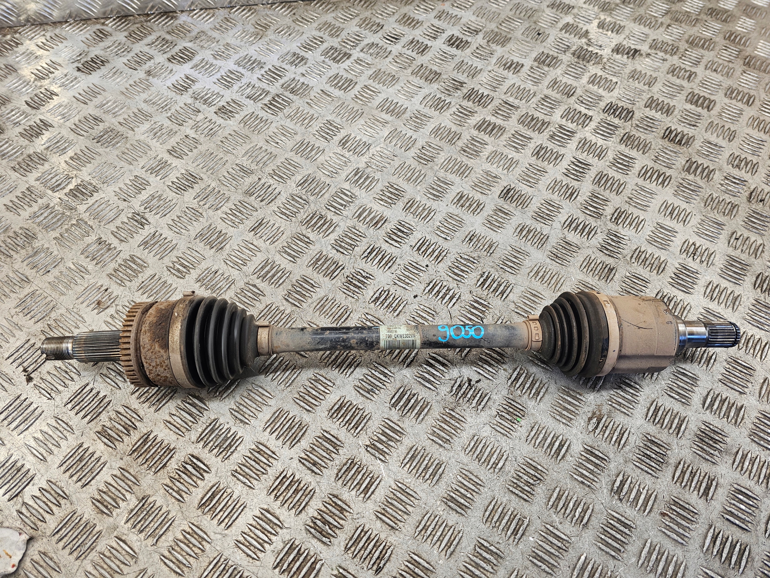 semi-axis left 49500-D7180 HYUNDAI TUCSON III 1.7 CRDI 15-19r
